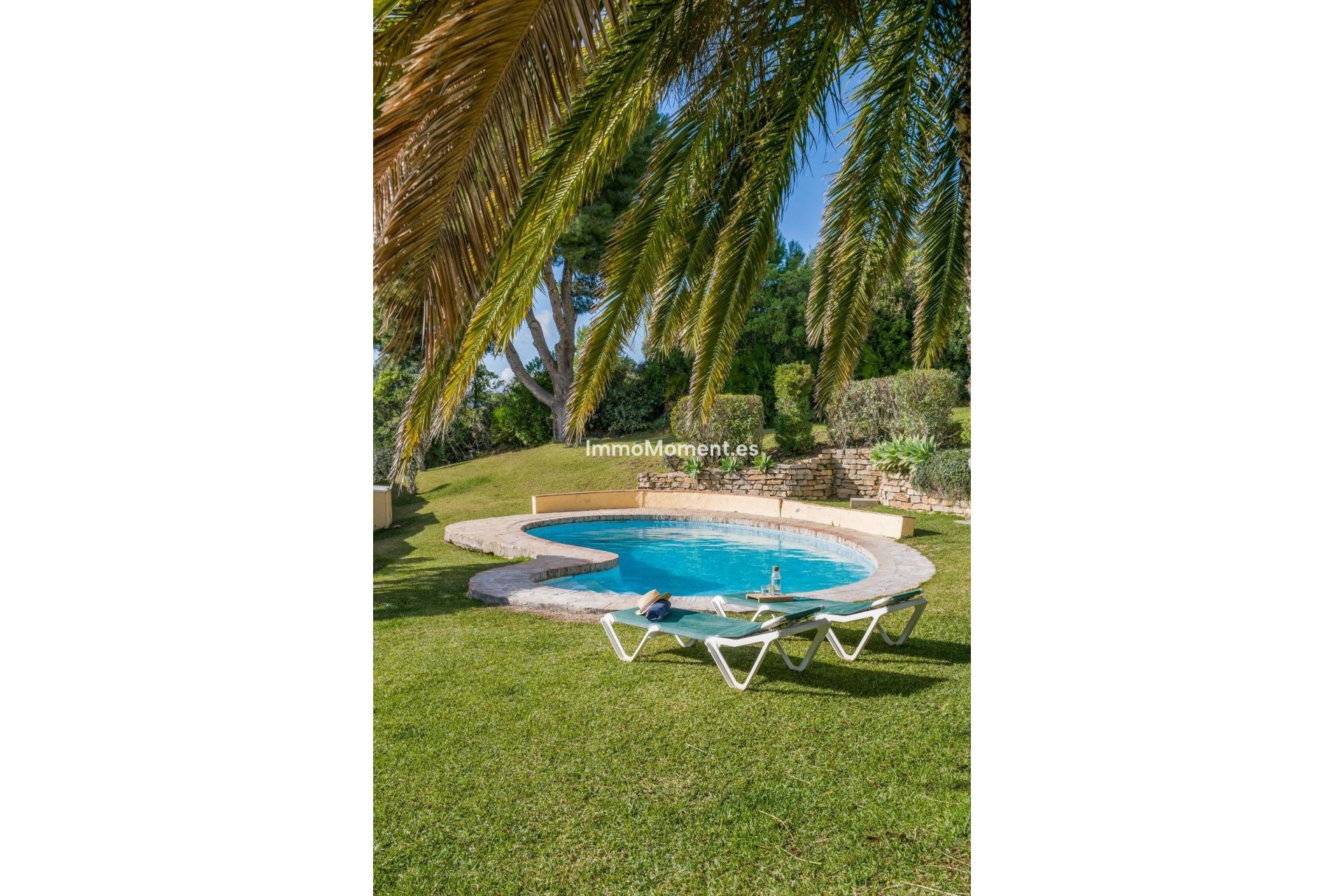 Resale - Detached villa - Estepona - Estepona Centro