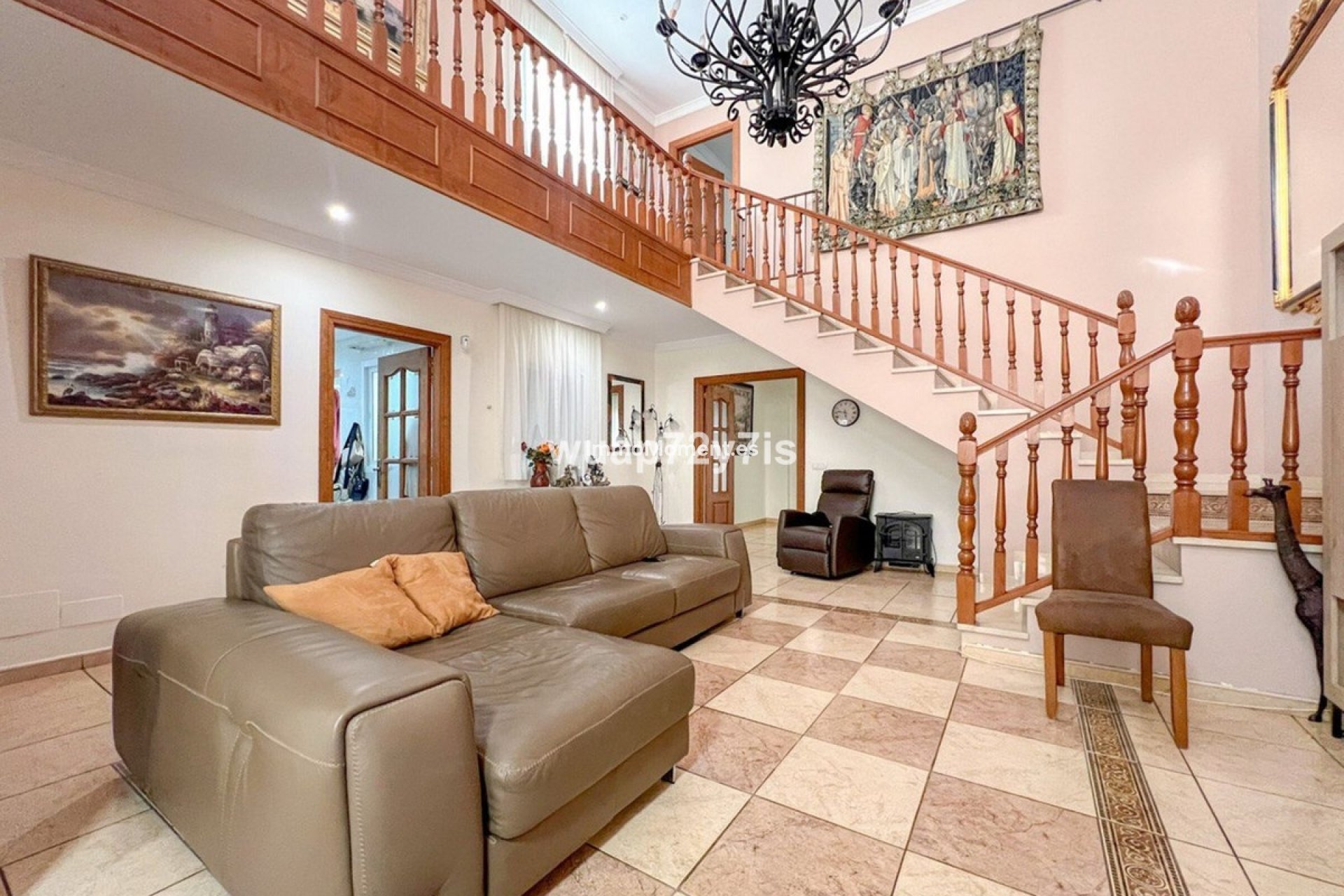 Resale - Detached villa - Estepona - Estepona Centro