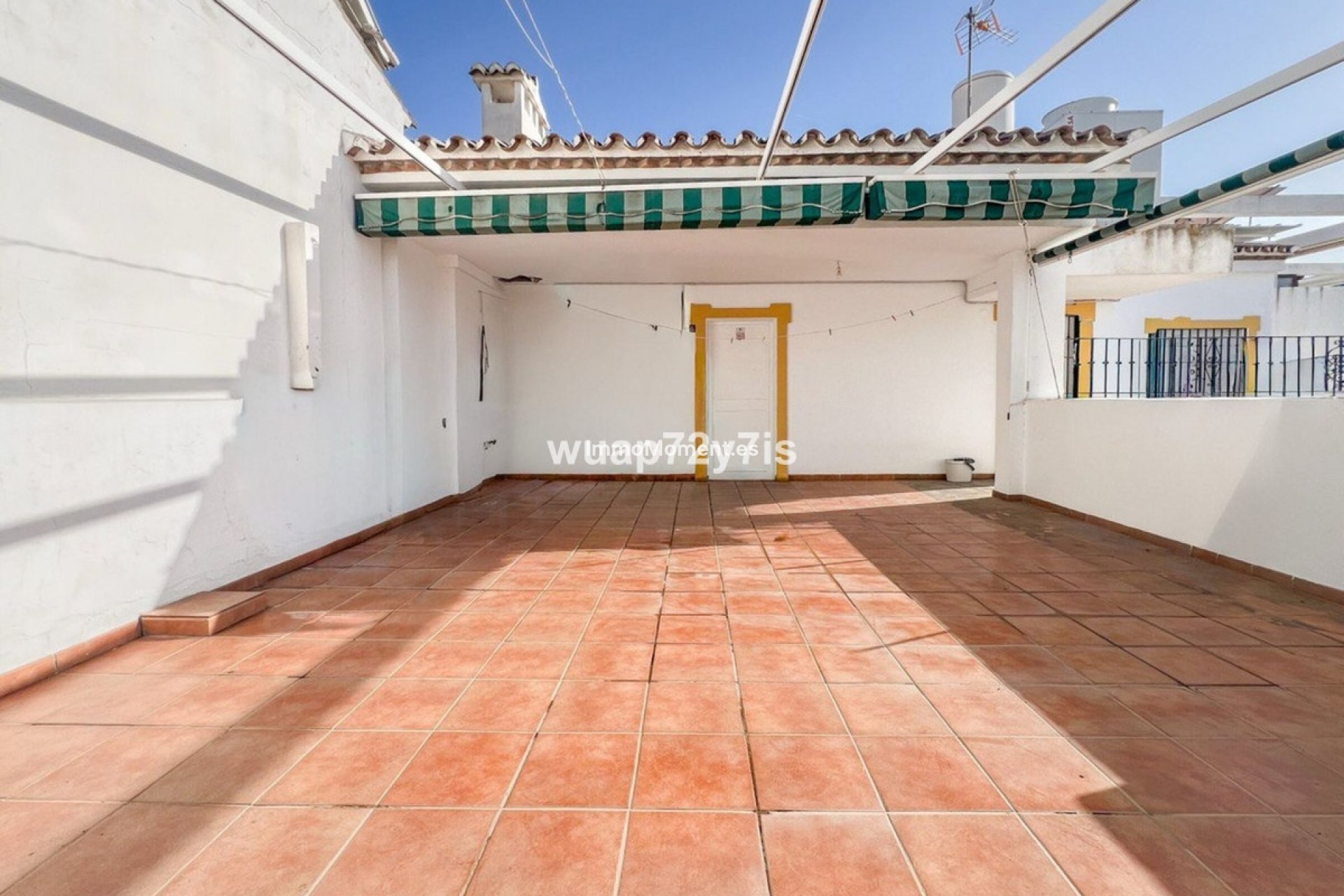 Resale - Detached villa - Estepona - Estepona Centro