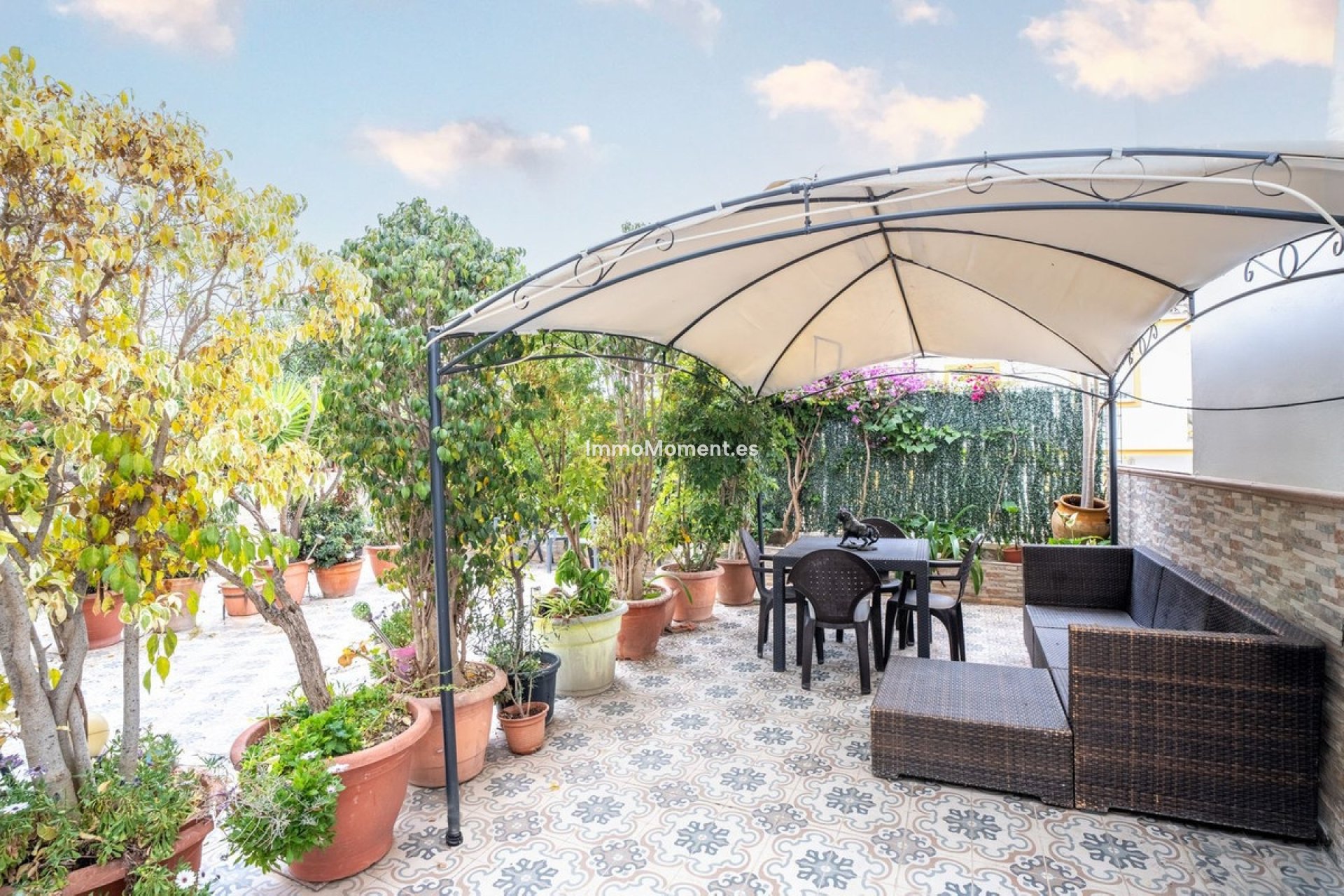 Resale - Detached villa - Estepona - Estepona Centro