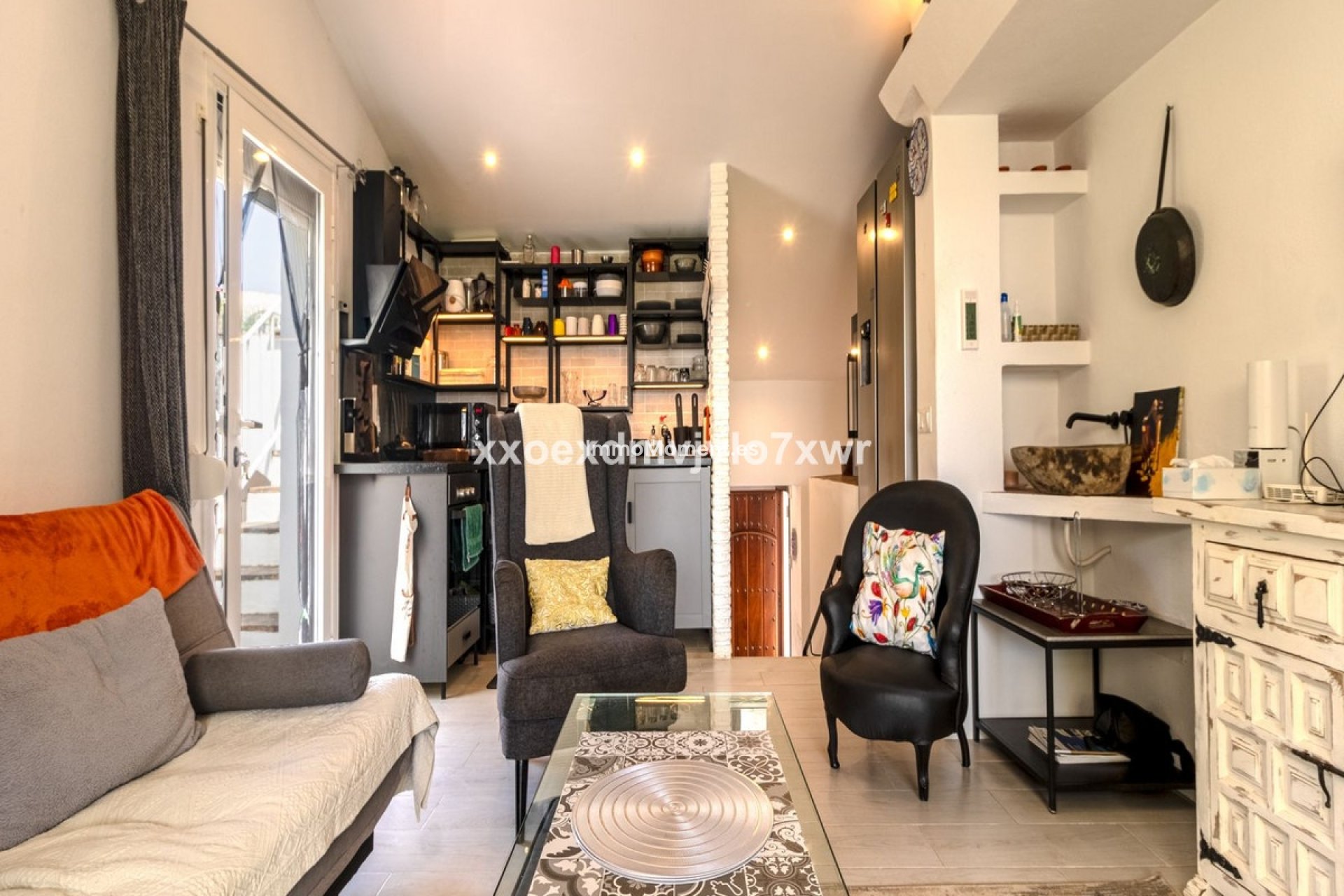 Resale - Detached villa - Estepona - Estepona Centro