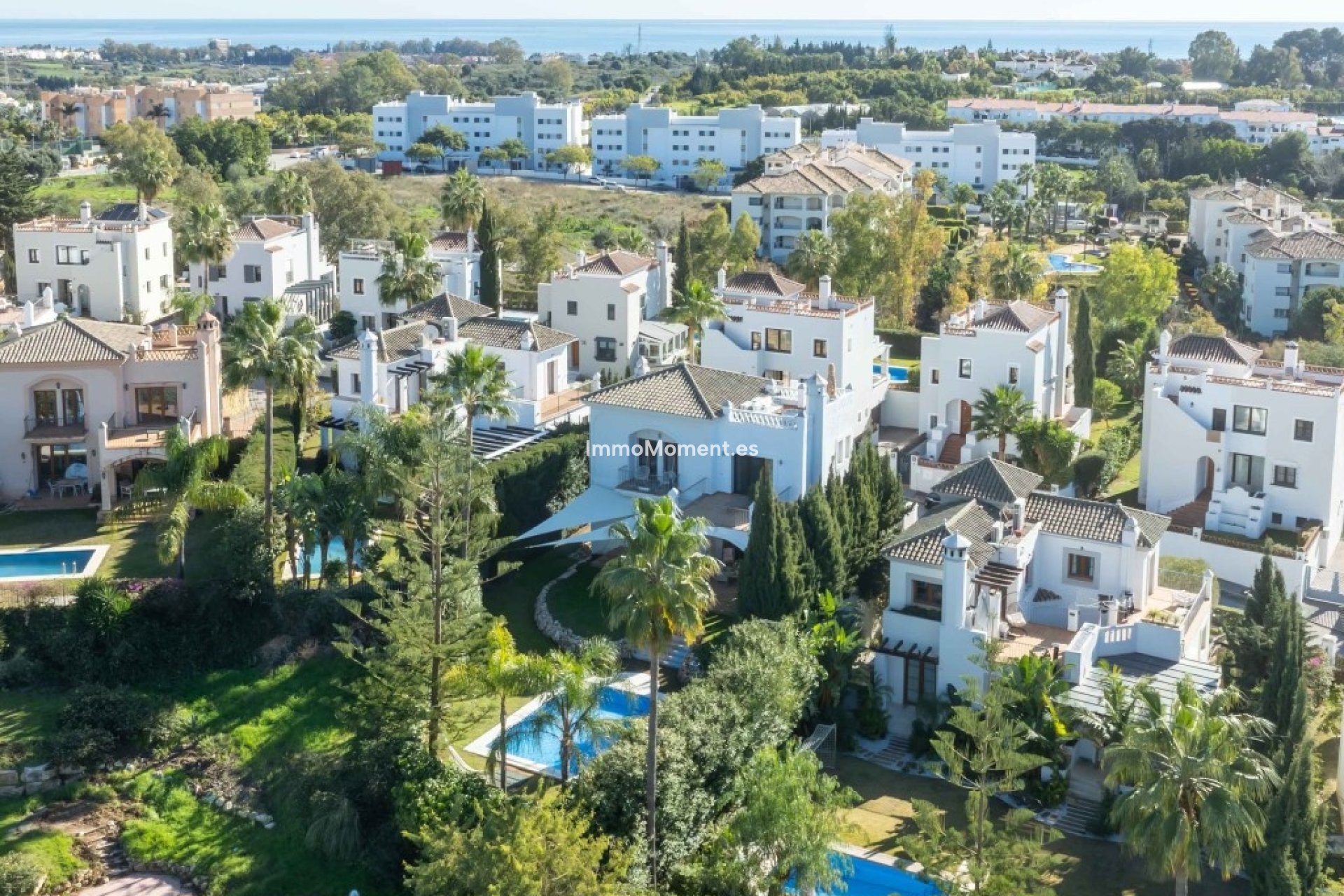 Resale - Detached villa - Estepona - Estepona Centro