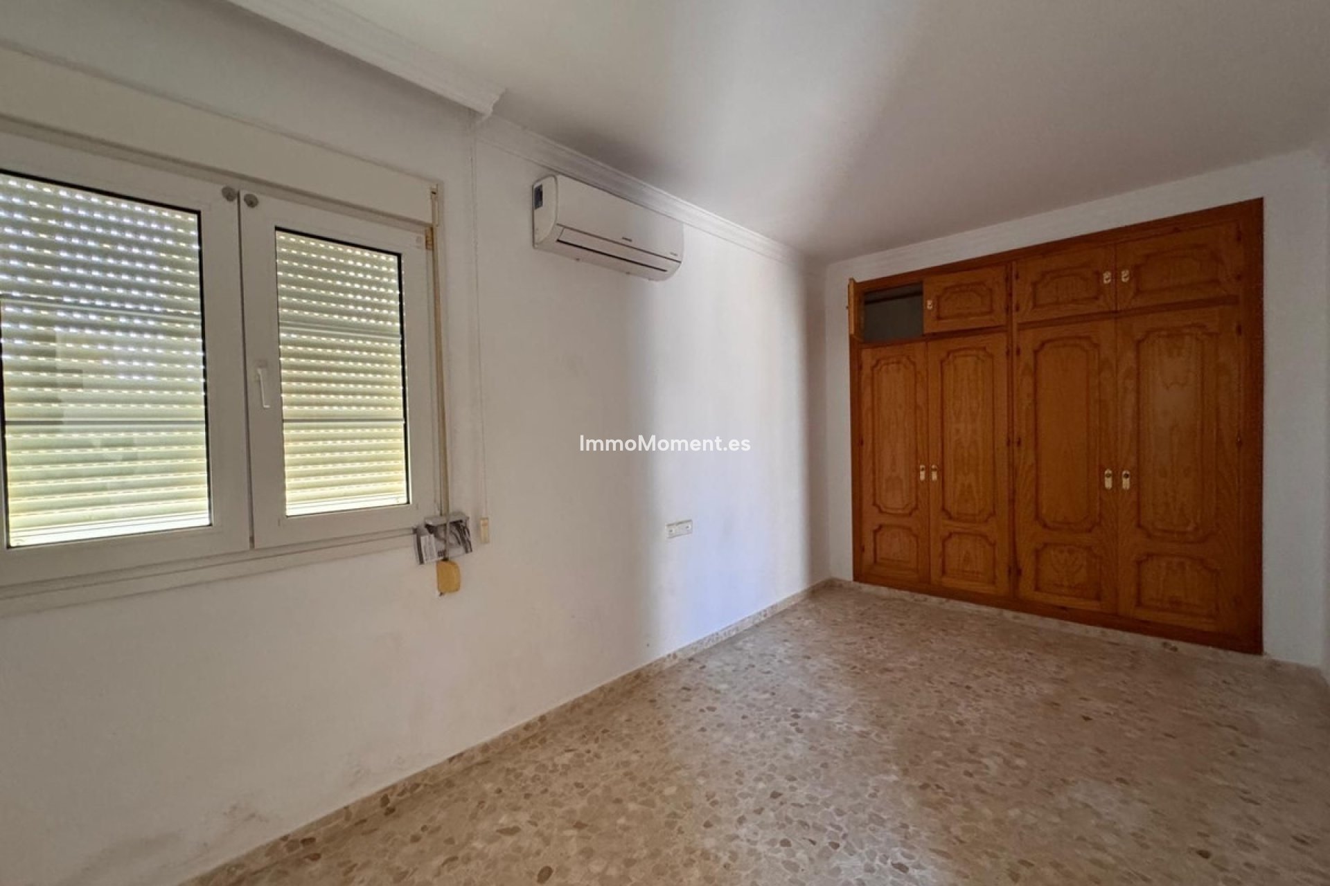 Resale - Detached villa - Estepona - Estepona Centro