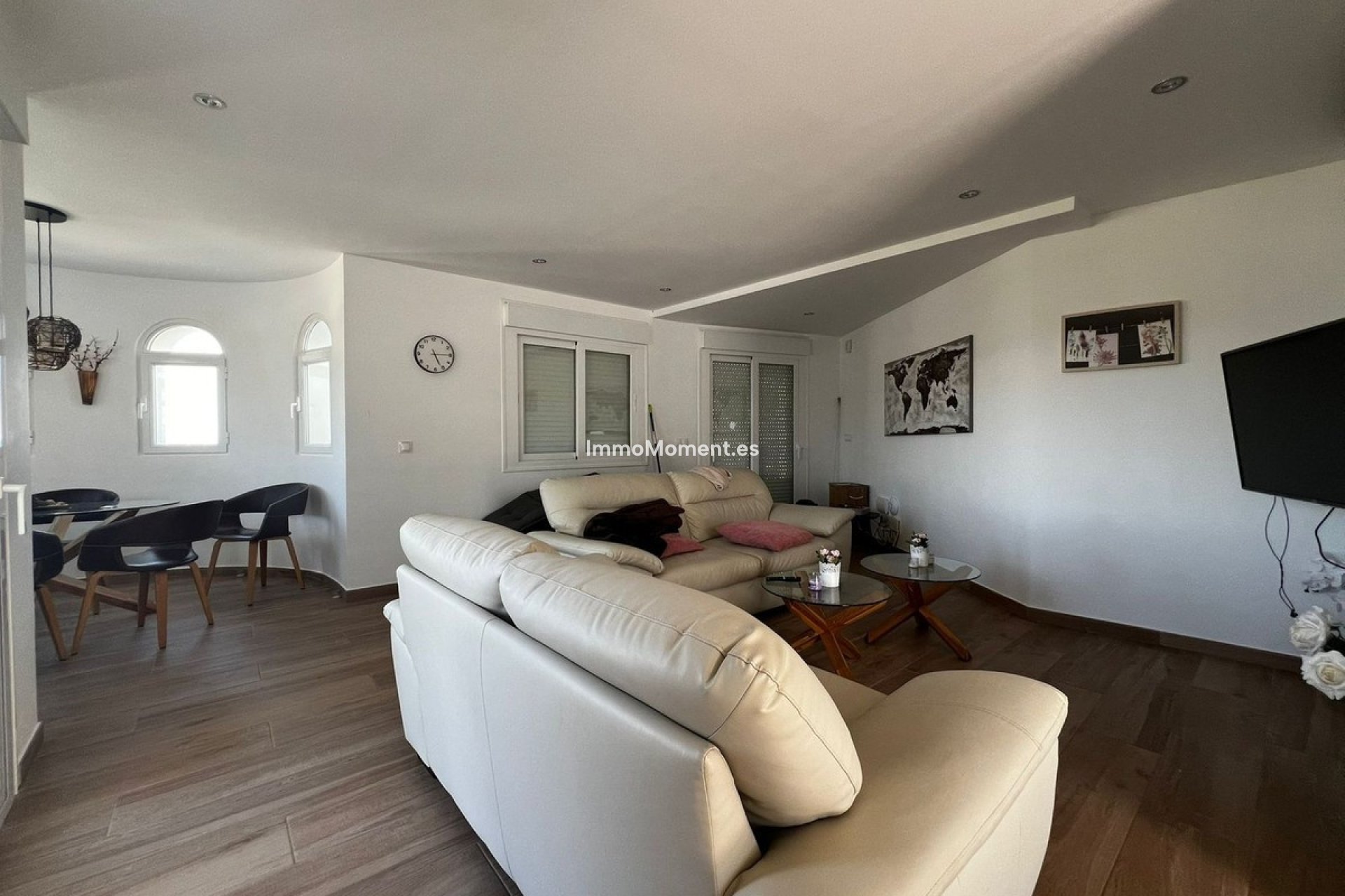 Resale - Detached villa - Estepona - Estepona Centro