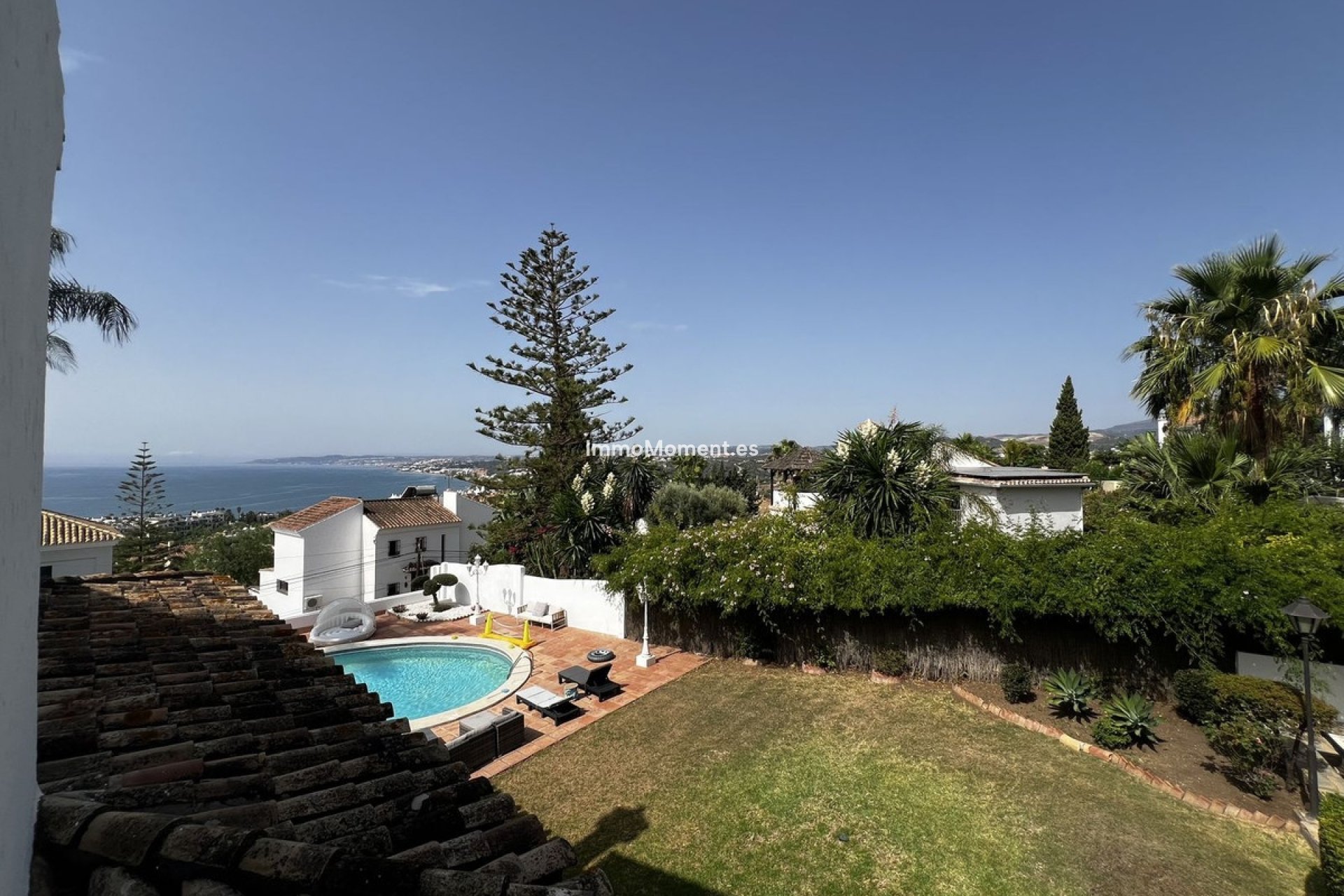 Resale - Detached villa - Estepona - Estepona Centro