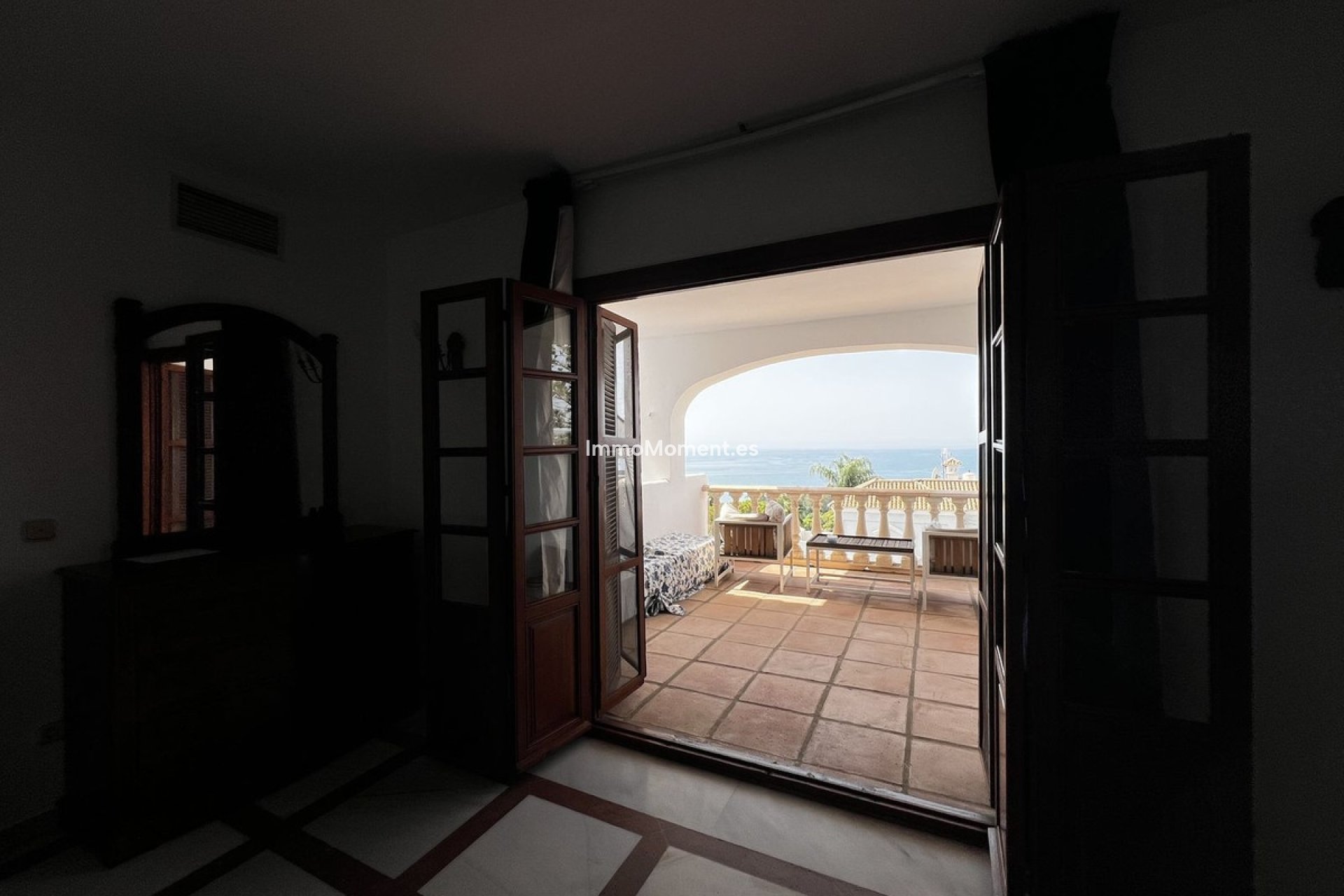 Resale - Detached villa - Estepona - Estepona Centro