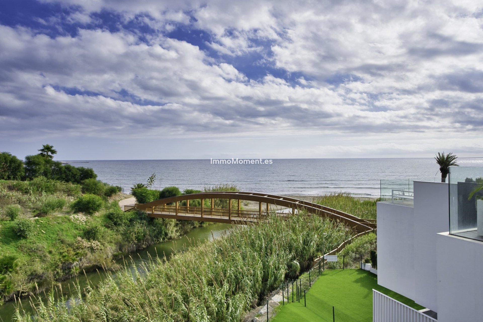 Resale - Detached villa - Estepona - Estepona Centro
