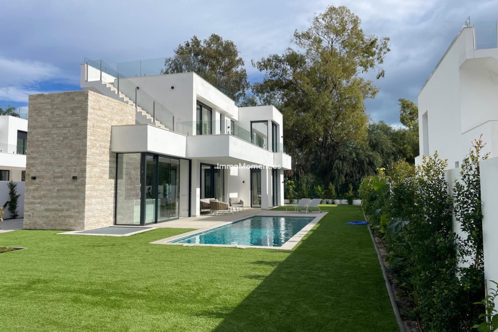 Resale - Detached villa - Estepona - Estepona Centro