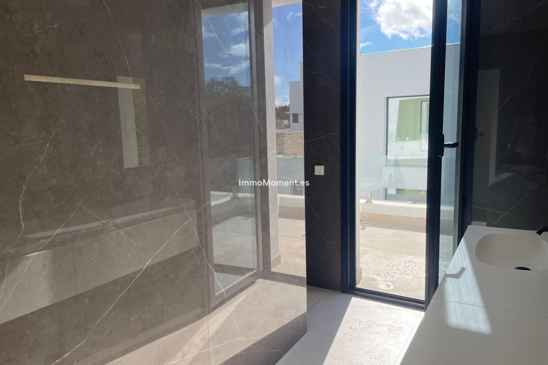 Resale - Detached villa - Estepona - Estepona Centro