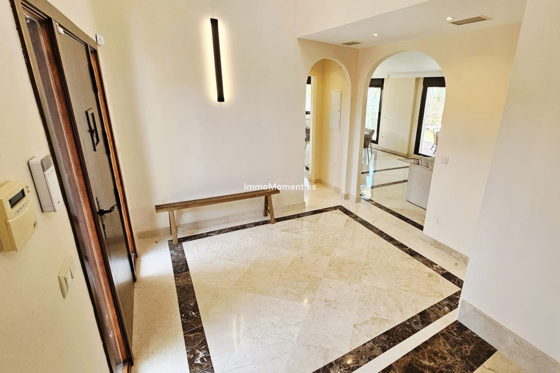 Resale - Detached villa - Estepona - Estepona Centro