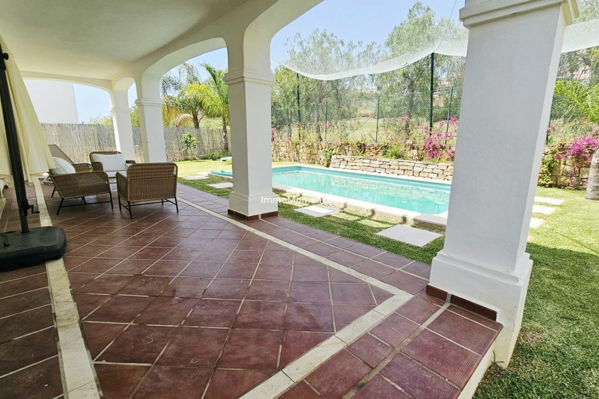Resale - Detached villa - Estepona - Estepona Centro