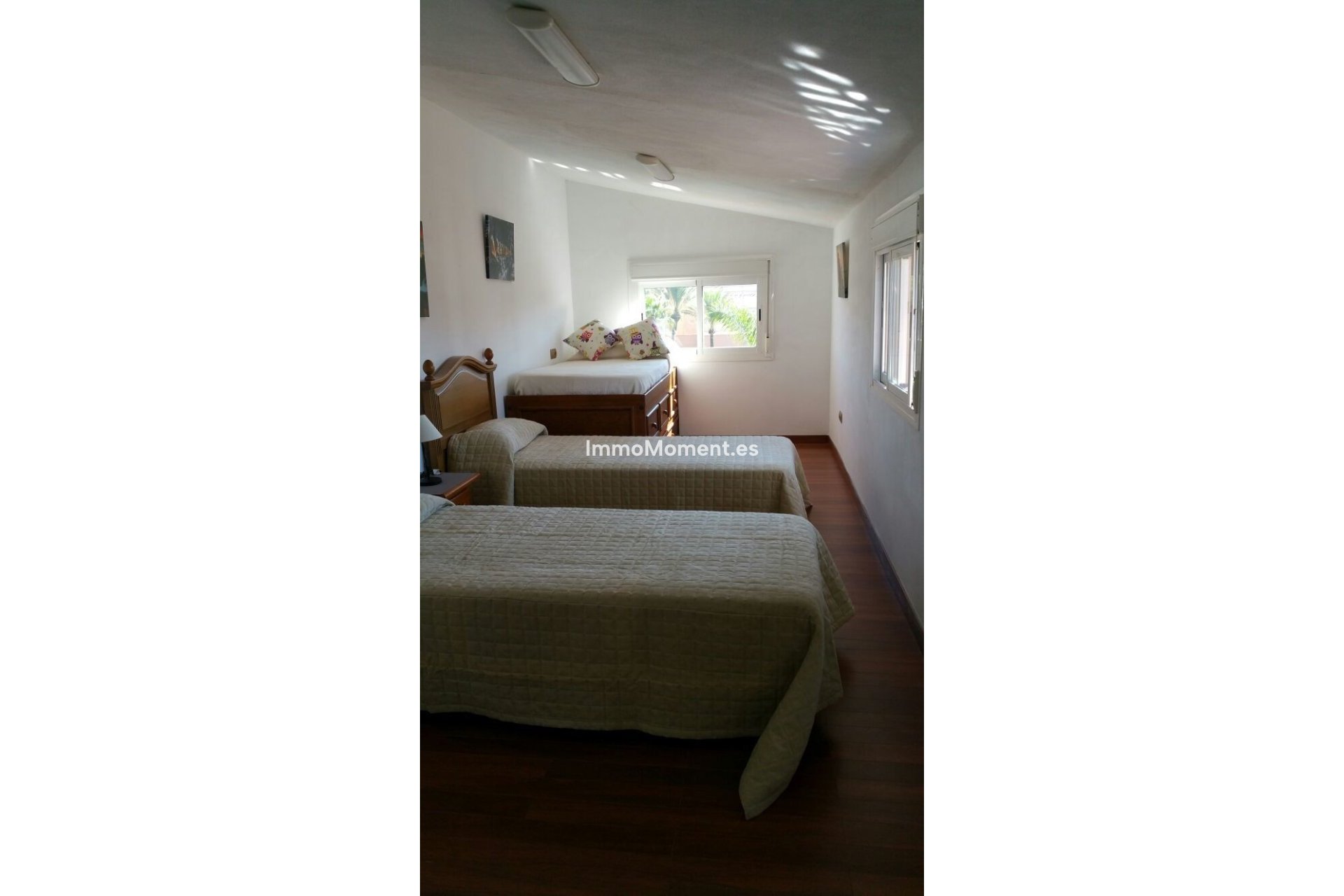 Resale - Detached villa - Estepona - Estepona Centro