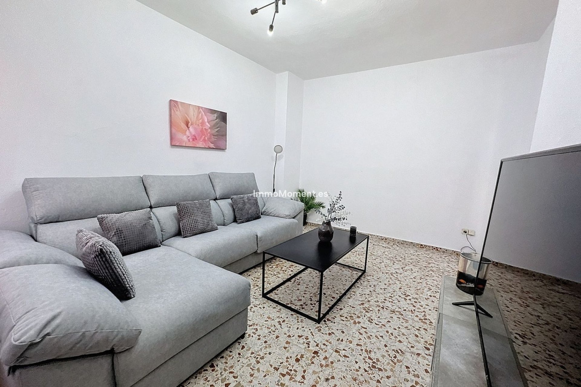 Resale - Detached villa - Estepona - Estepona Centro