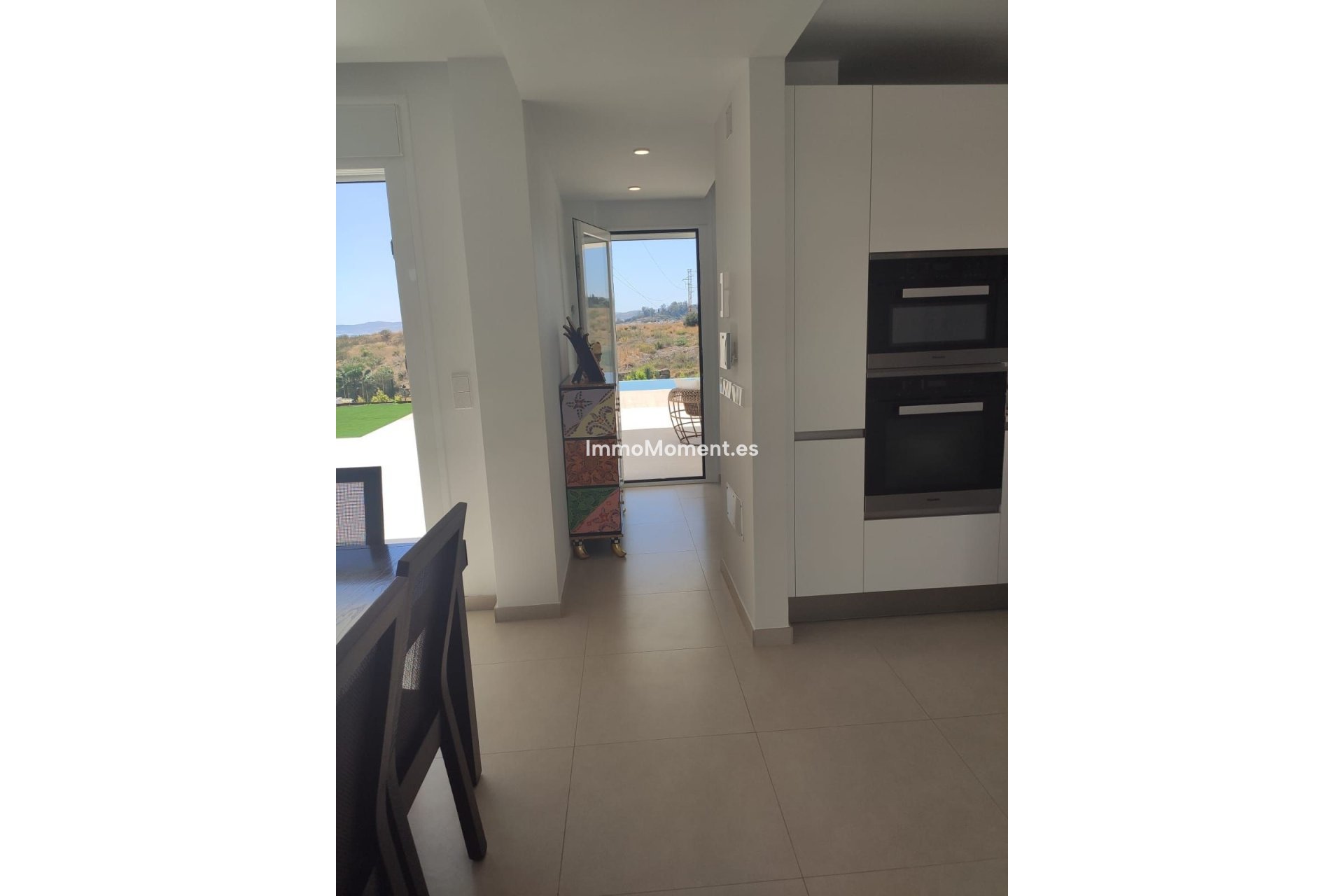 Resale - Detached villa - Estepona - Estepona Centro