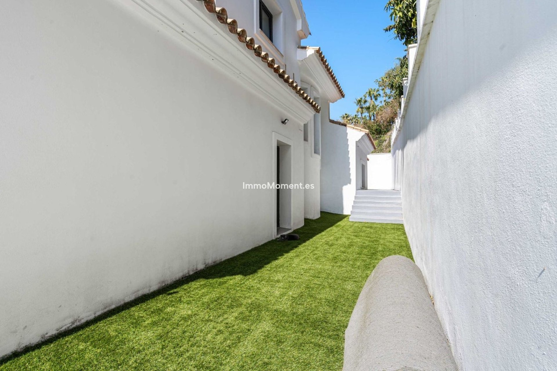 Resale - Detached villa - Estepona - Estepona Centro