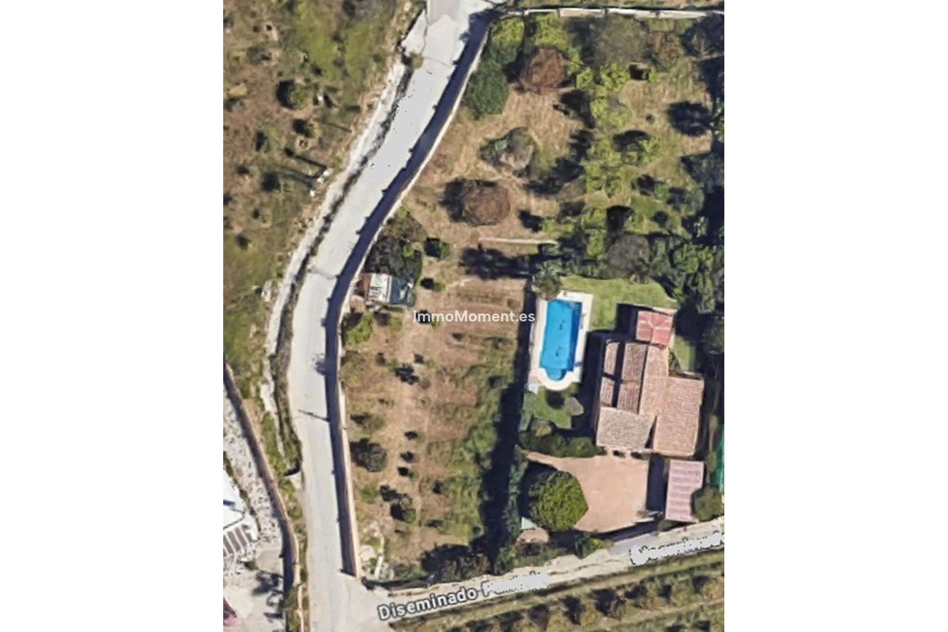 Resale - Detached villa - Estepona - Estepona Centro