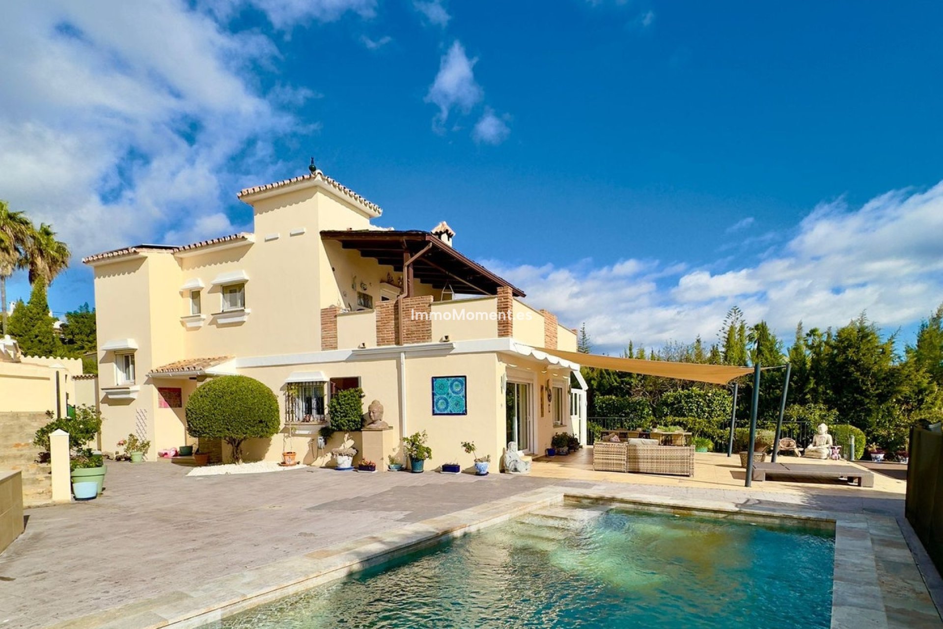 Resale - Detached villa - Estepona - Estepona Centro