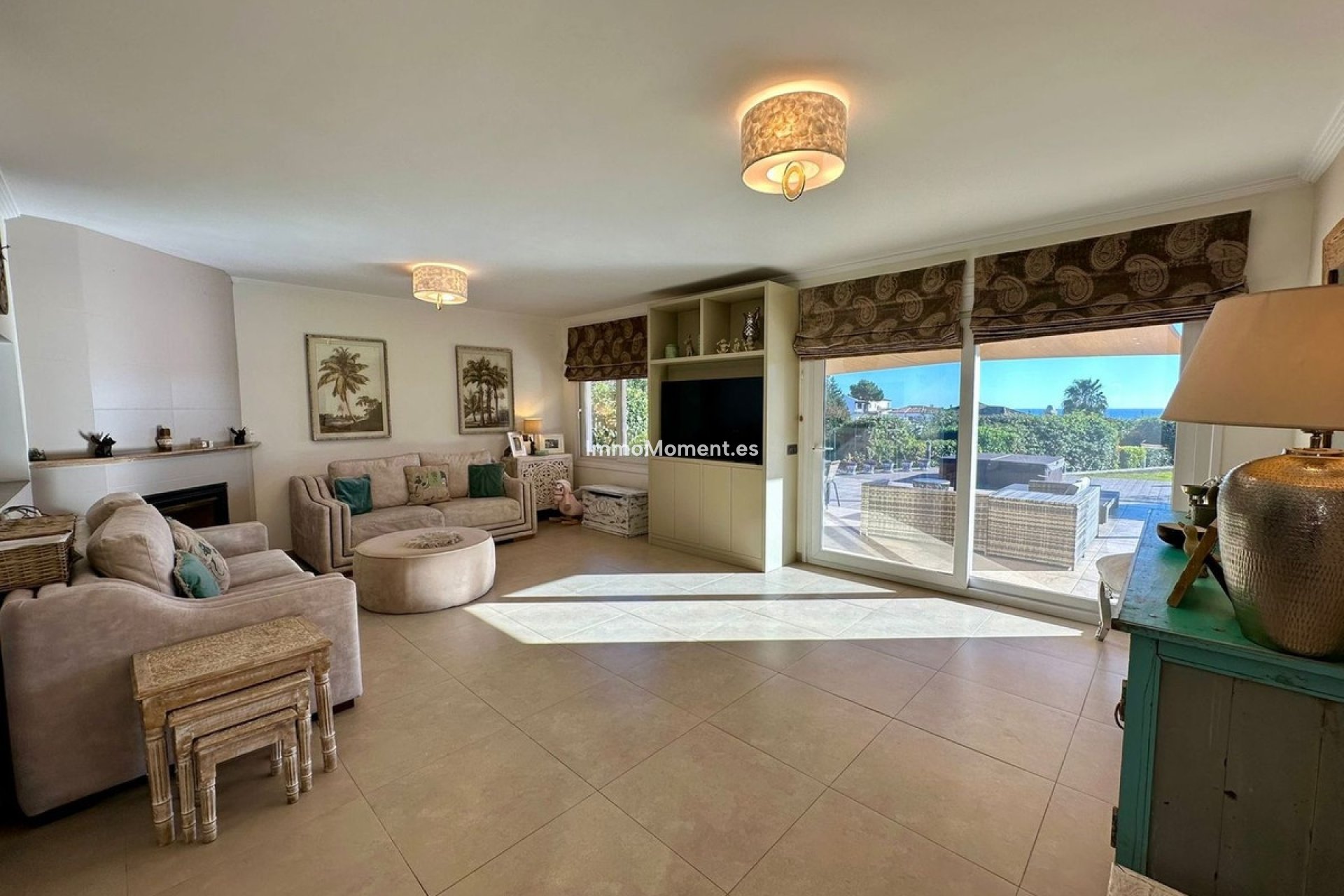 Resale - Detached villa - Estepona - Estepona Centro