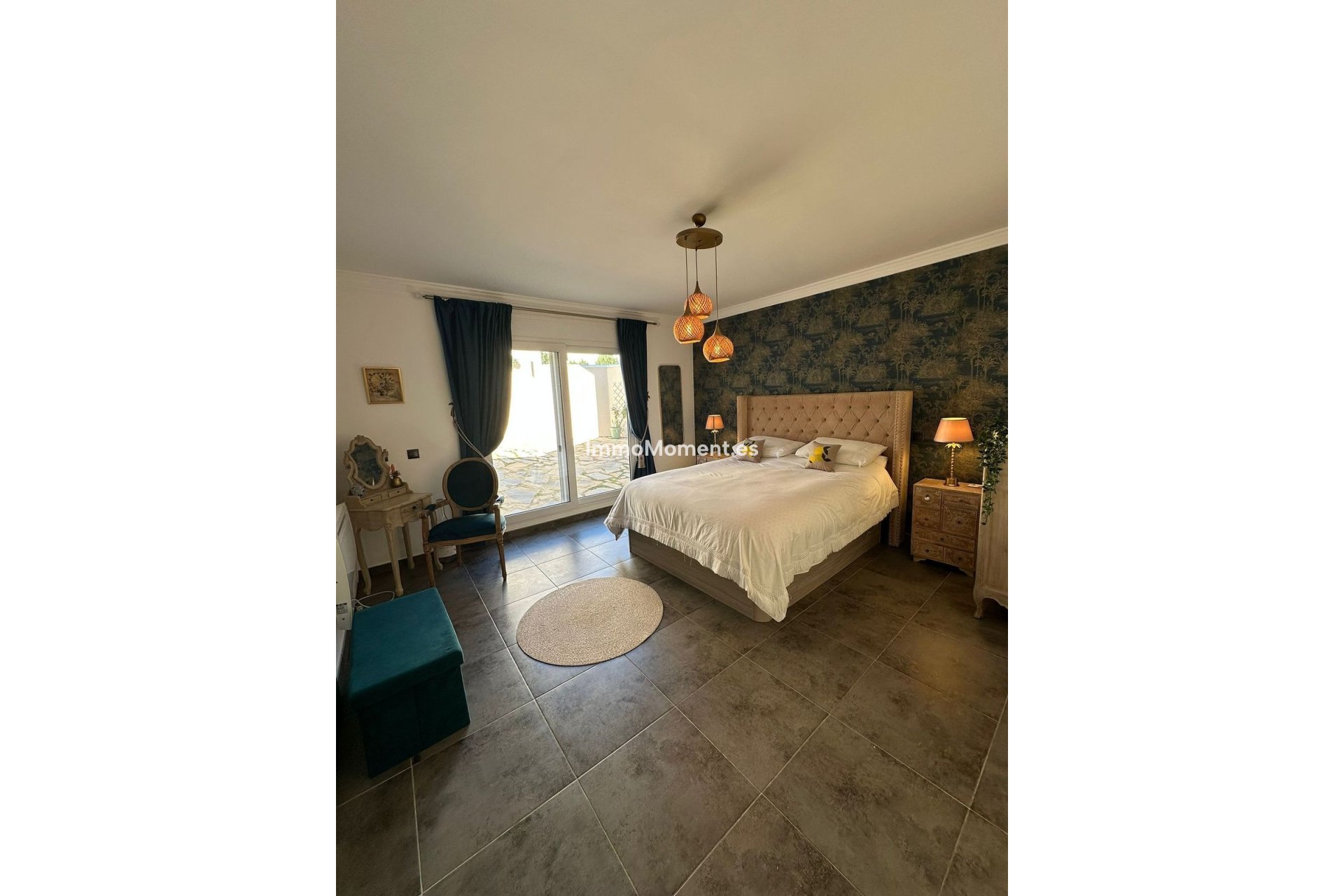 Resale - Detached villa - Estepona - Estepona Centro