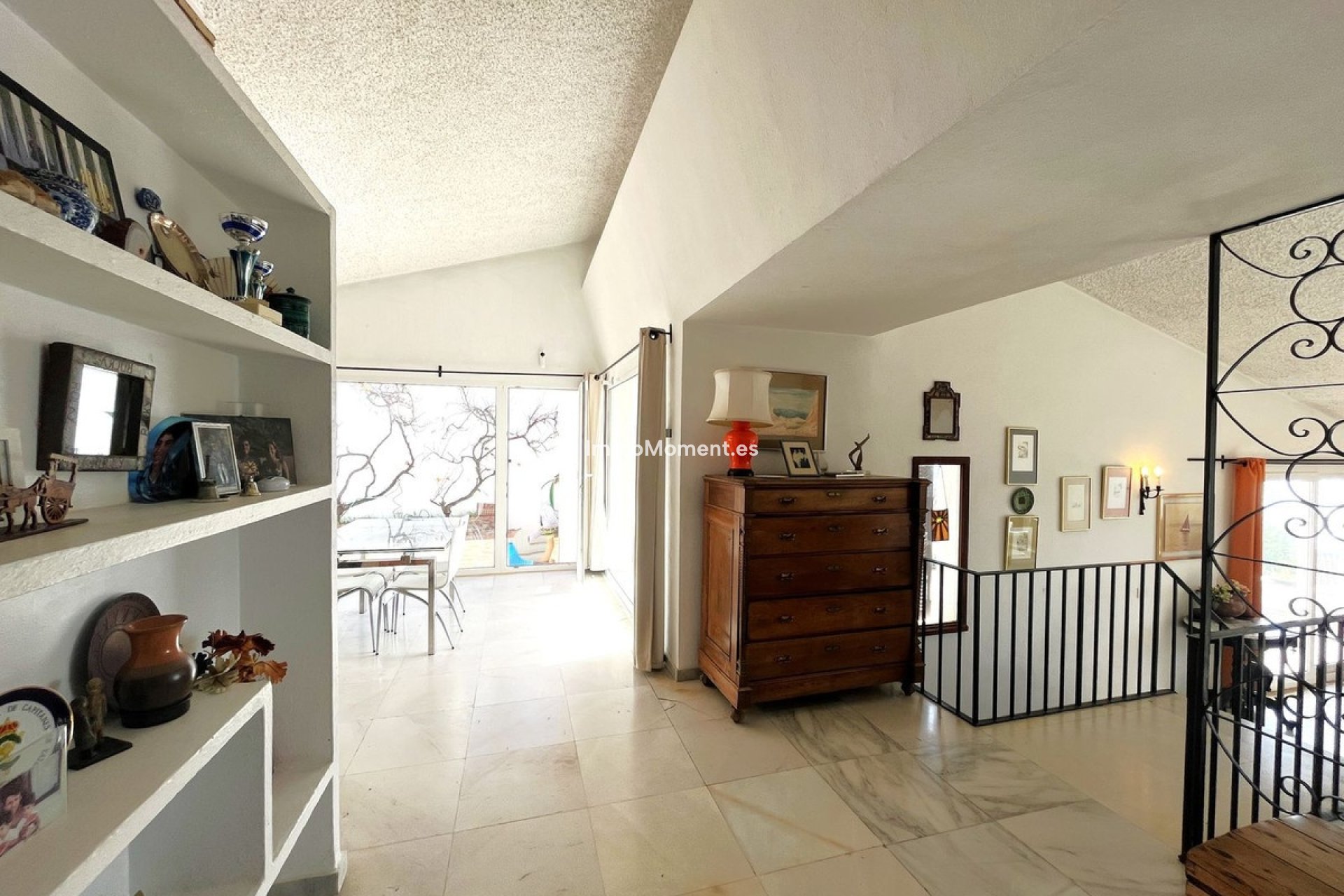Resale - Detached villa - Estepona - Estepona Centro