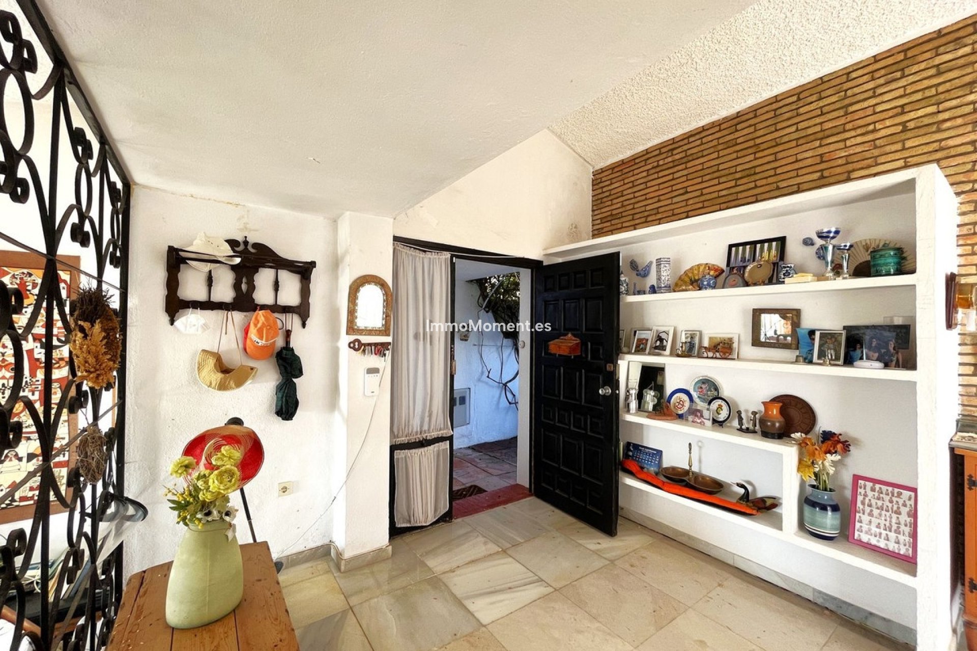 Resale - Detached villa - Estepona - Estepona Centro
