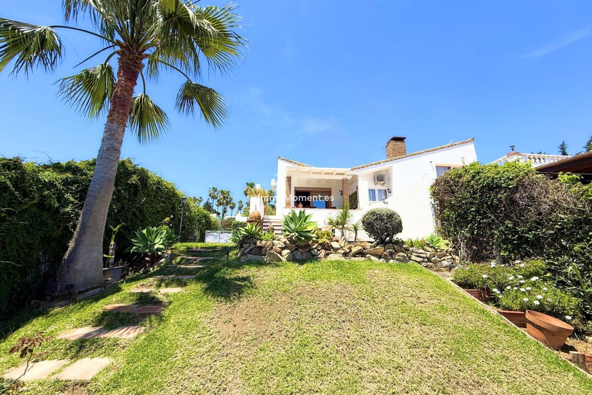 Resale - Detached villa - Estepona - Estepona Centro