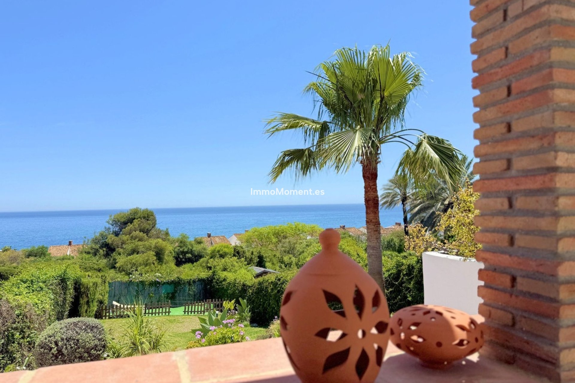 Resale - Detached villa - Estepona - Estepona Centro