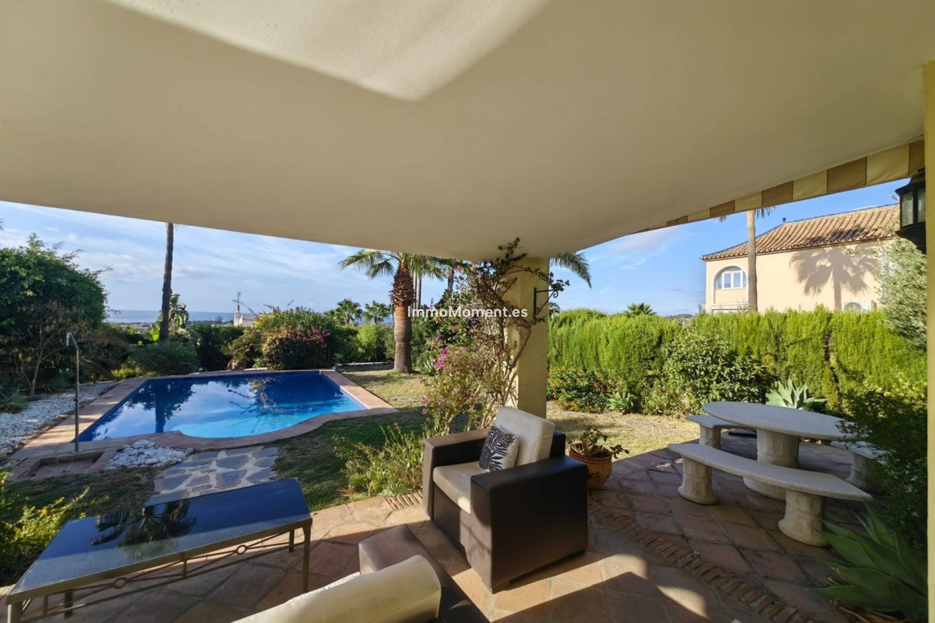 Resale - Detached villa - Estepona - Estepona Centro