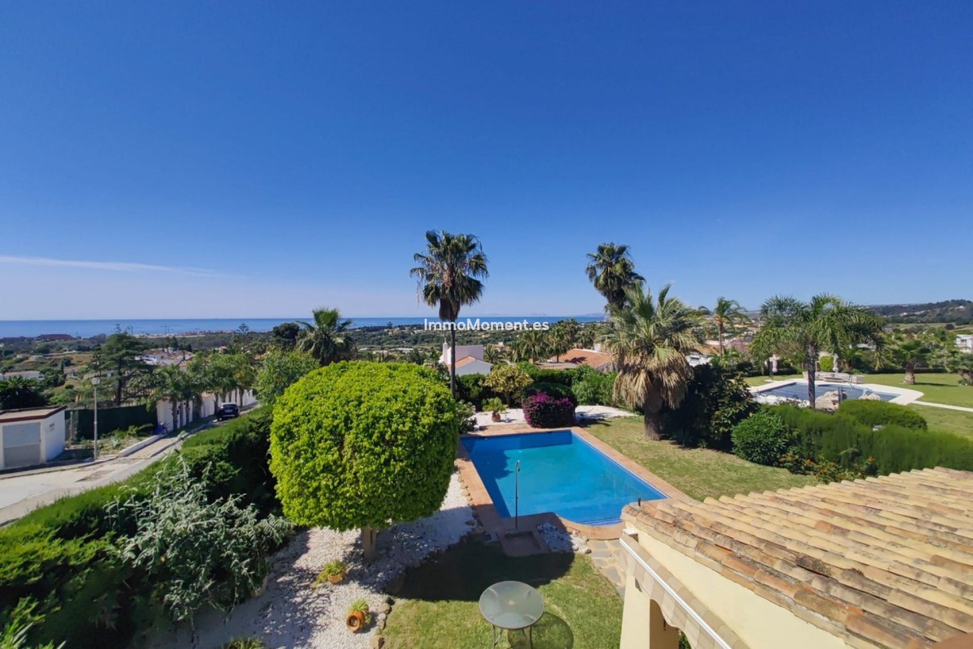 Resale - Detached villa - Estepona - Estepona Centro
