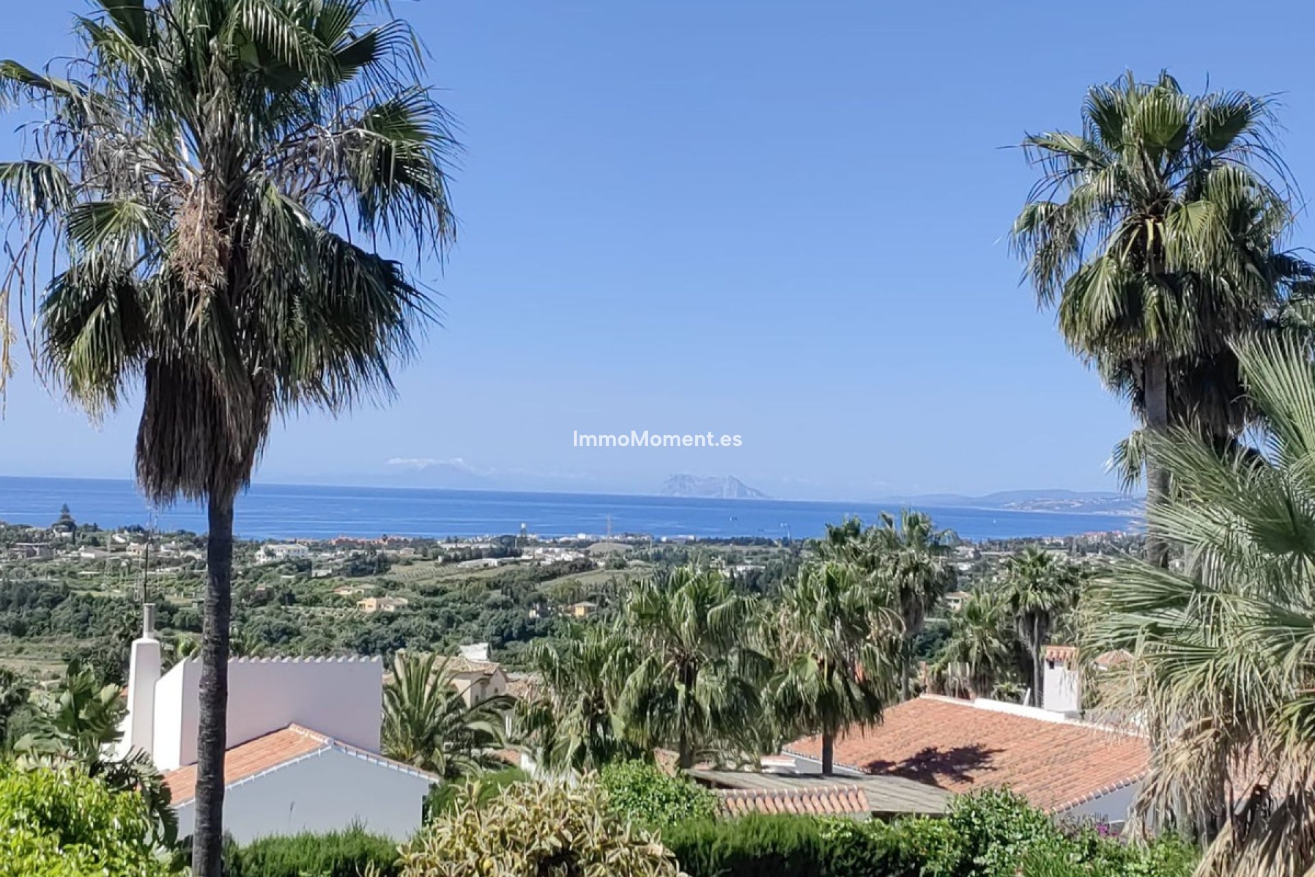 Resale - Detached villa - Estepona - Estepona Centro