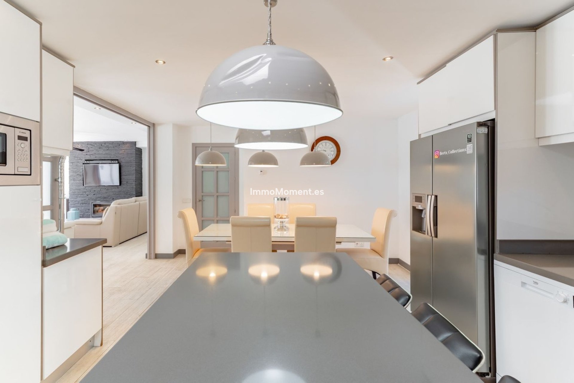 Resale - Detached villa - Estepona - Estepona Centro