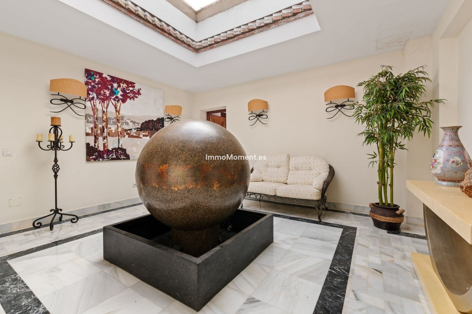 Resale - Detached villa - Estepona - Estepona Centro