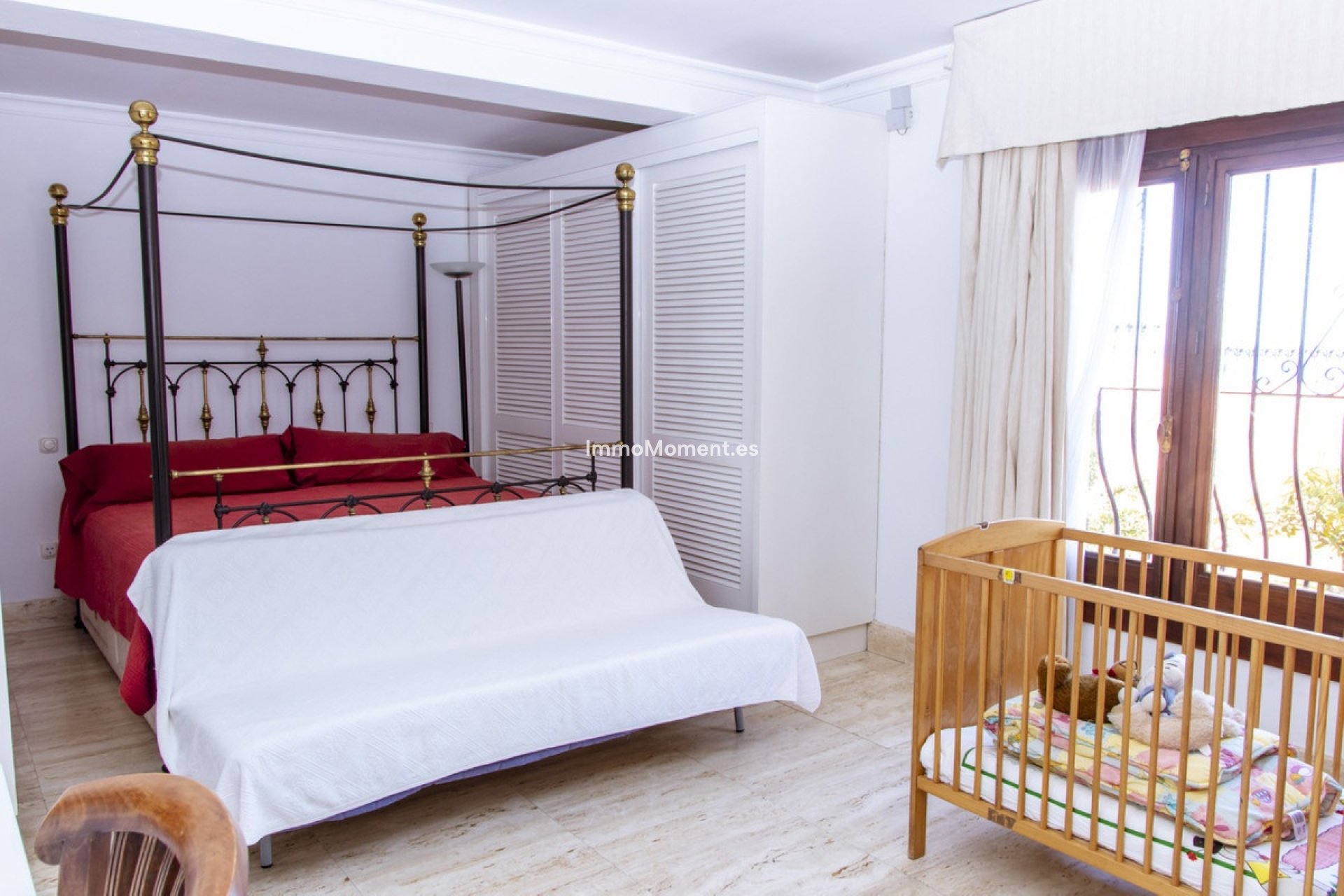 Resale - Detached villa - Estepona - Estepona Centro