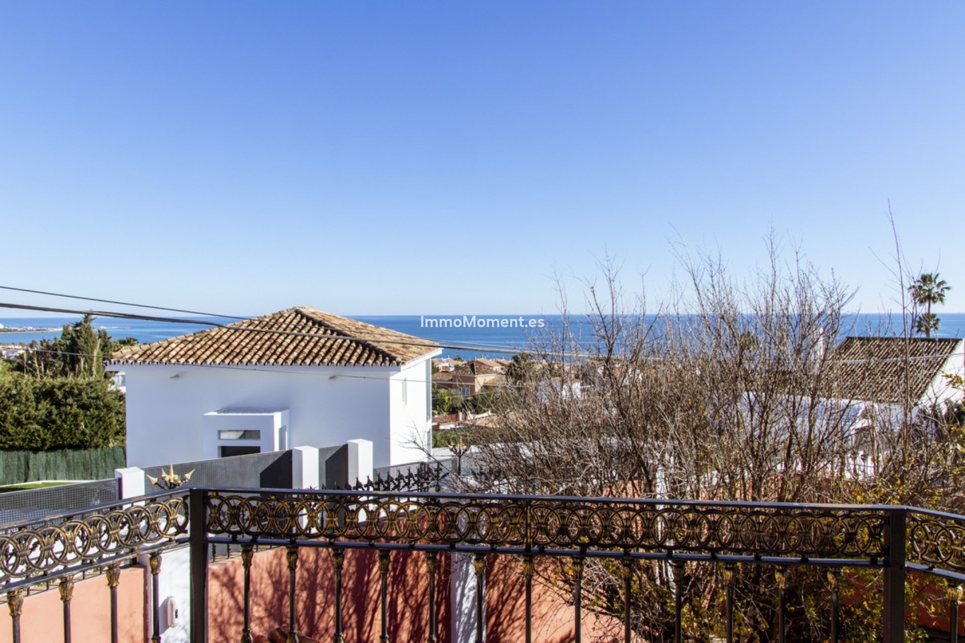Resale - Detached villa - Estepona - Estepona Centro