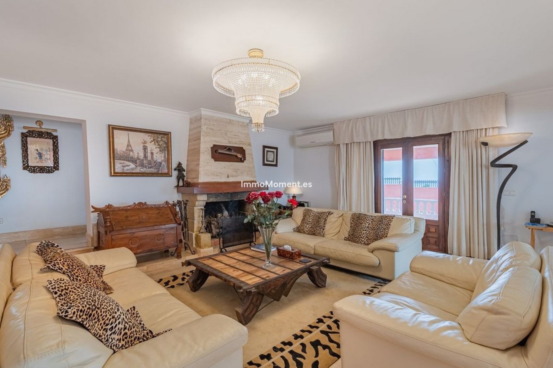 Resale - Detached villa - Estepona - Estepona Centro