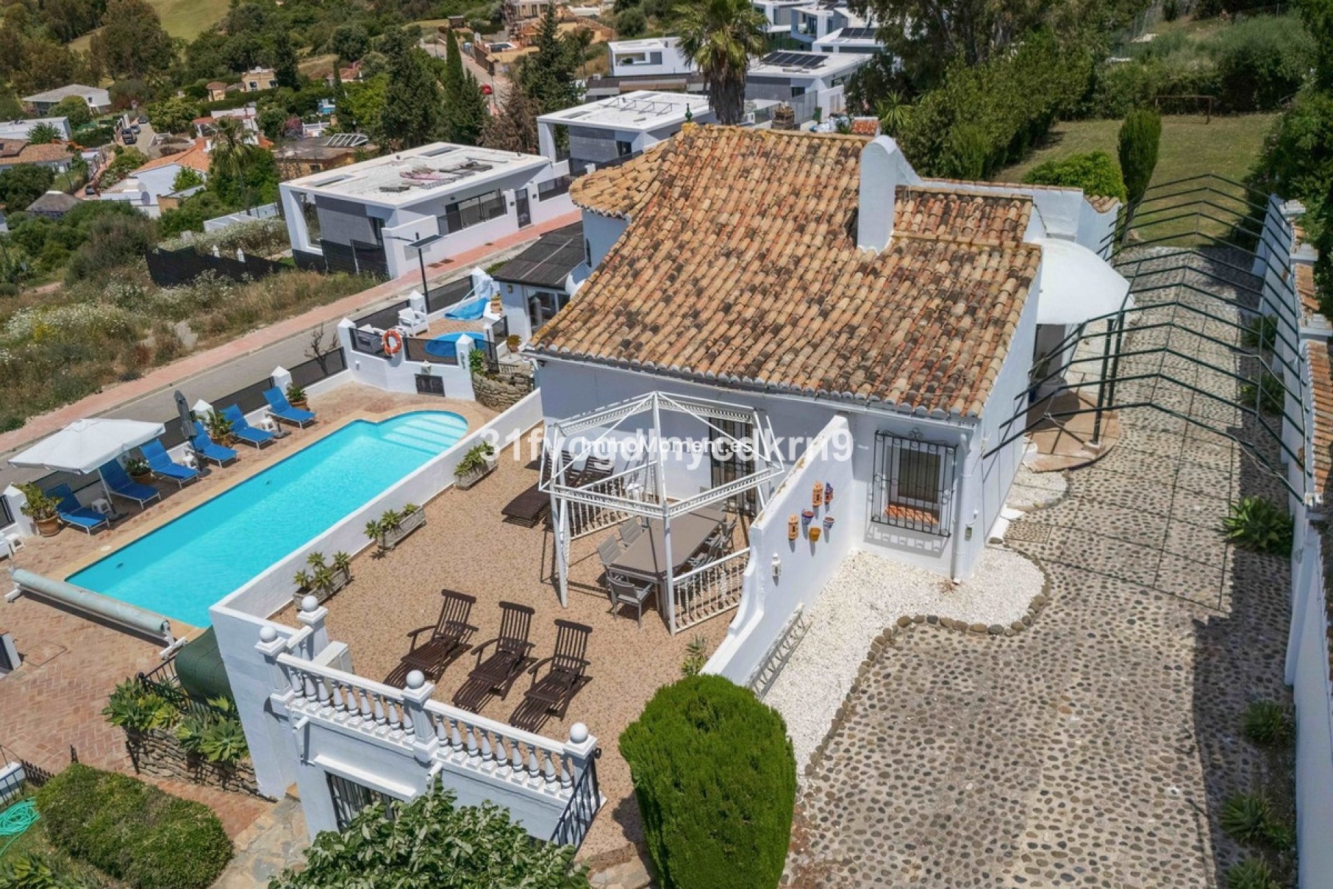 Resale - Detached villa - Estepona - Estepona Centro