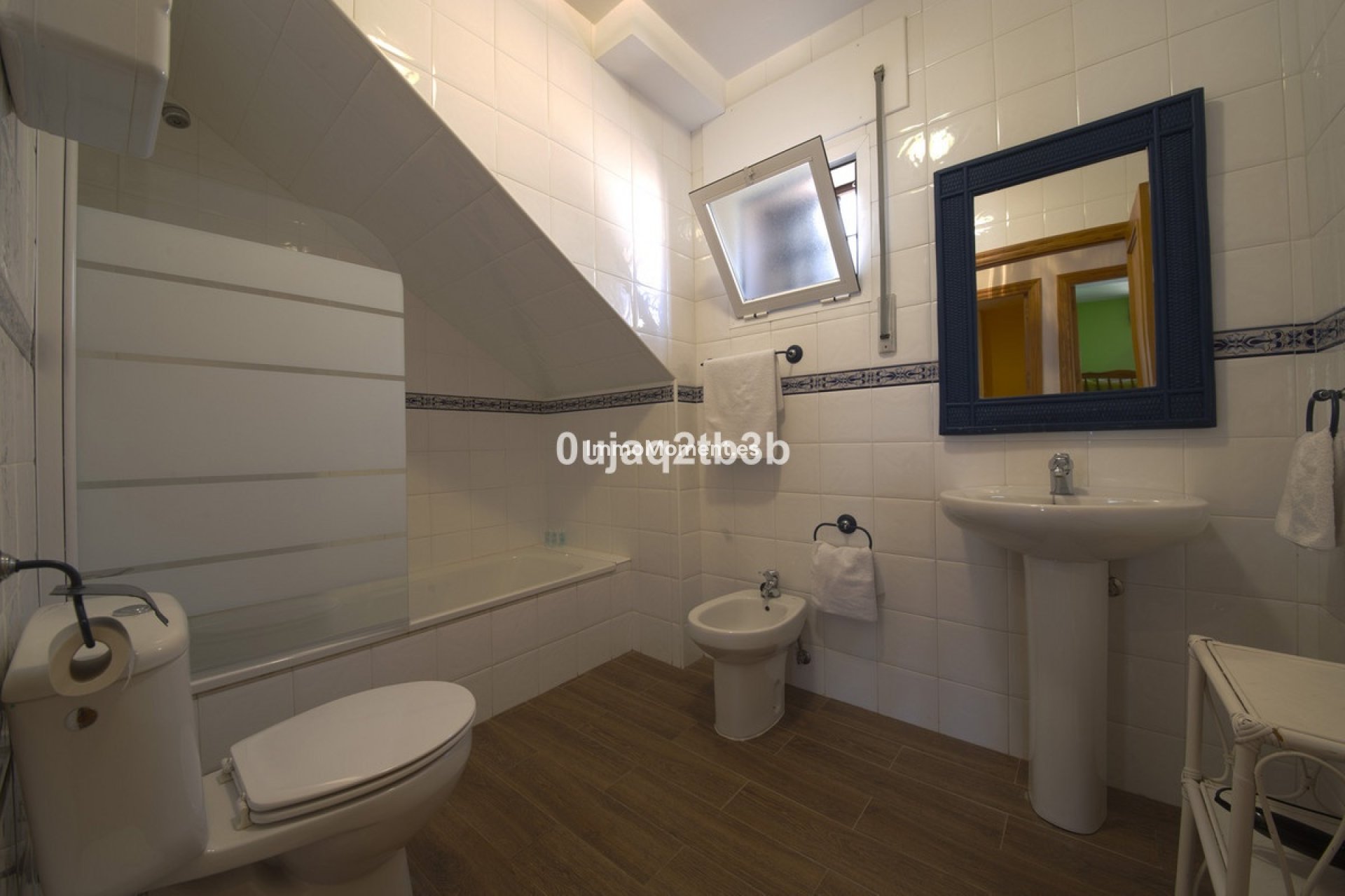 Resale - Detached villa - Estepona - Estepona Centro