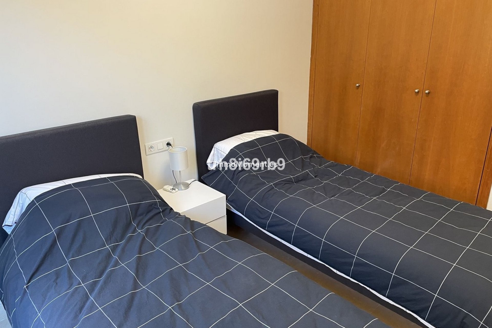 Resale - Detached villa - Estepona - Estepona Centro