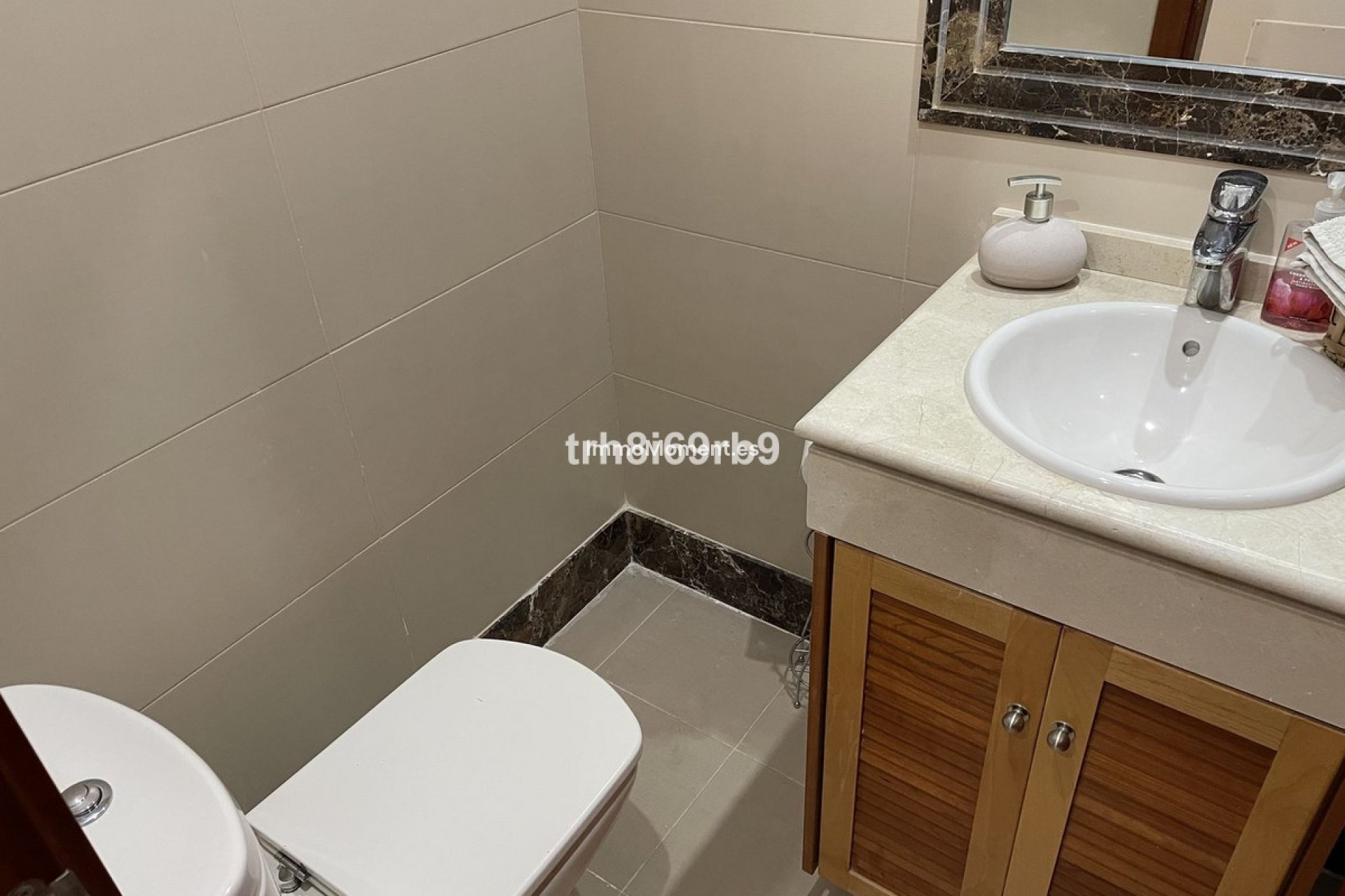 Resale - Detached villa - Estepona - Estepona Centro