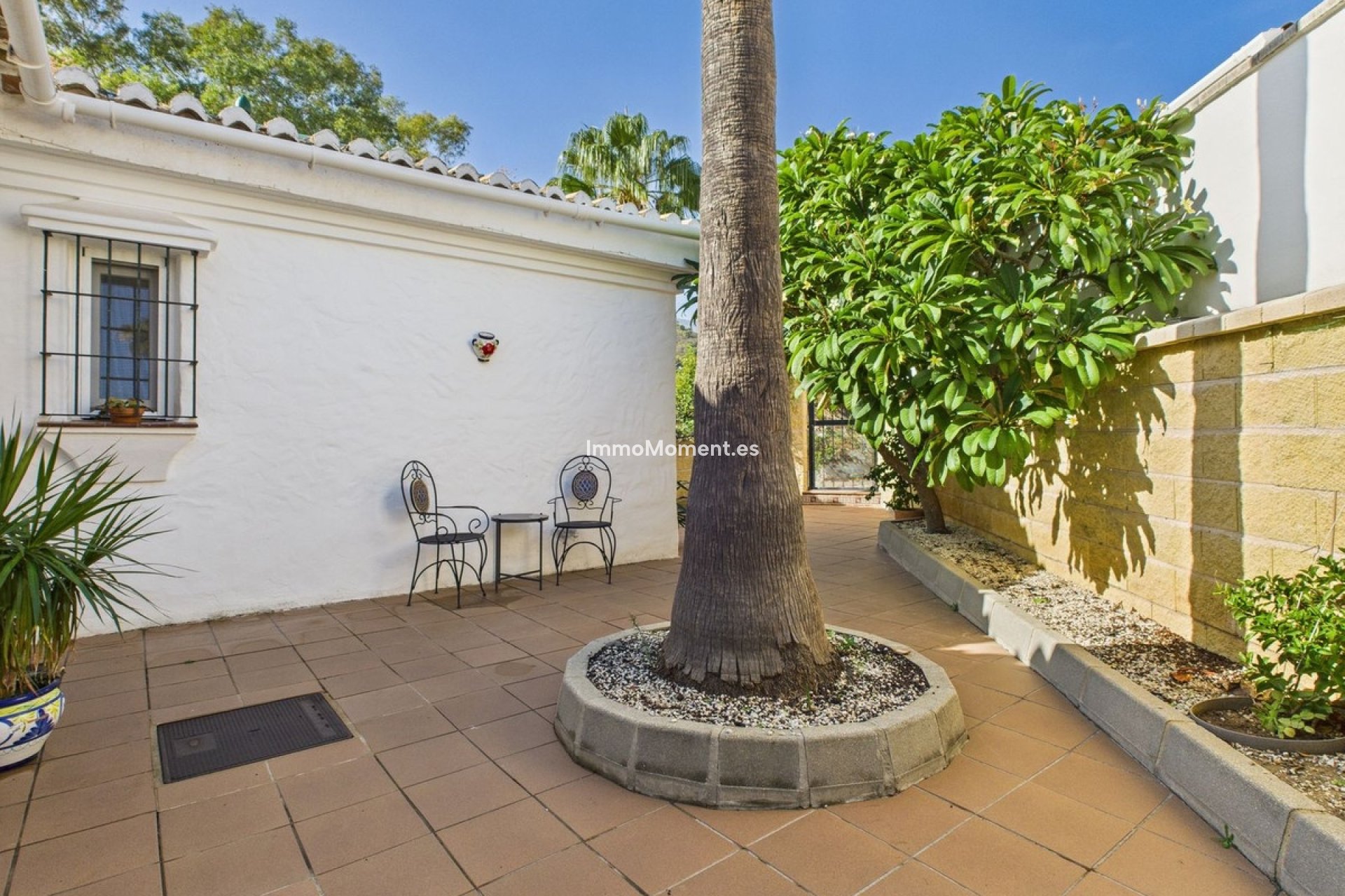 Resale - Detached villa - Estepona - Estepona Centro