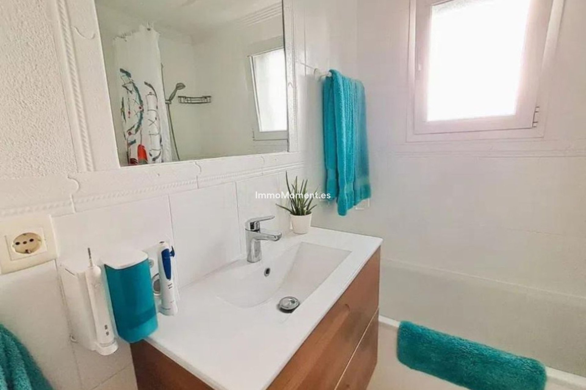 Resale - Detached villa - Estepona - Estepona Centro