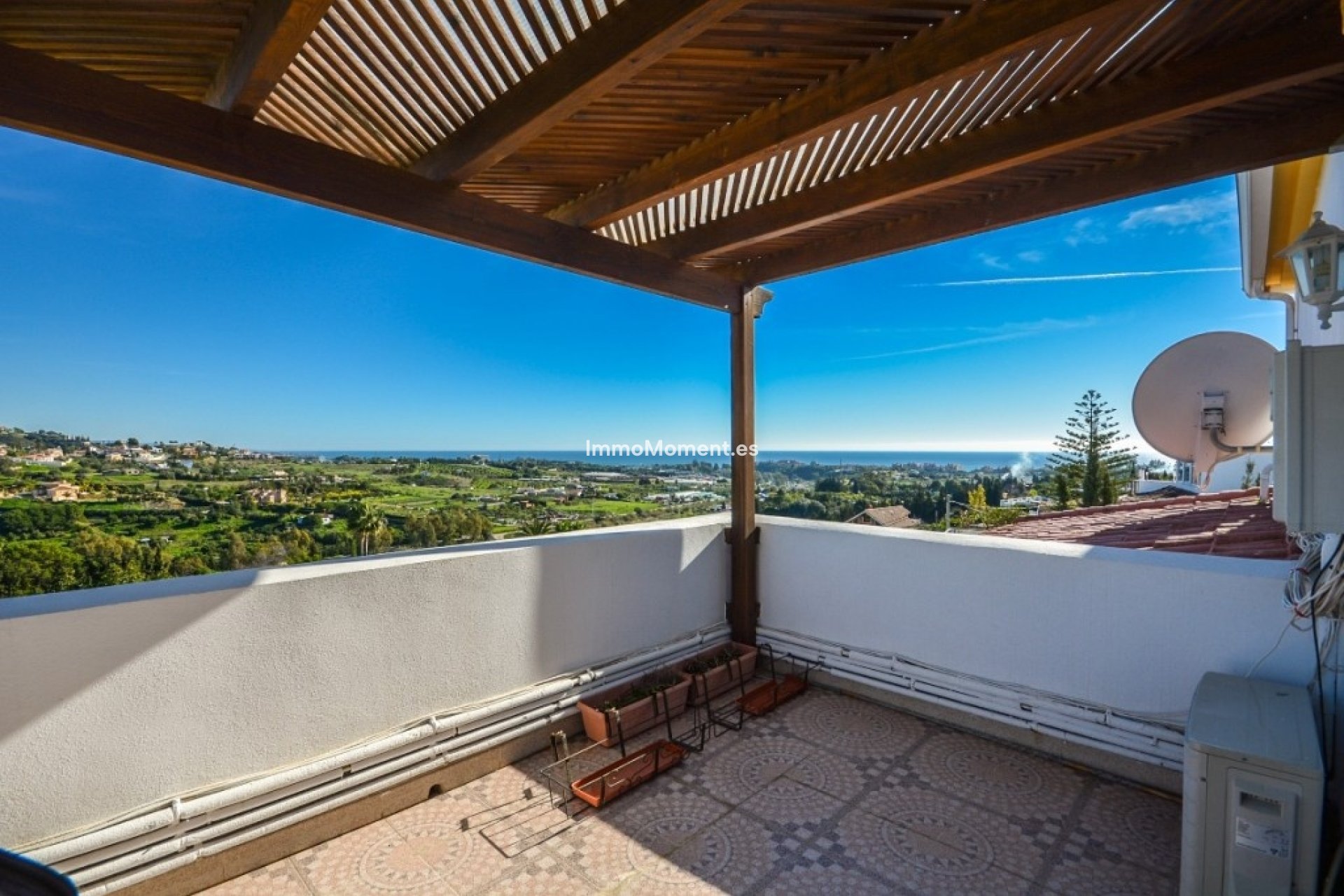 Resale - Detached villa - Estepona - Estepona Centro