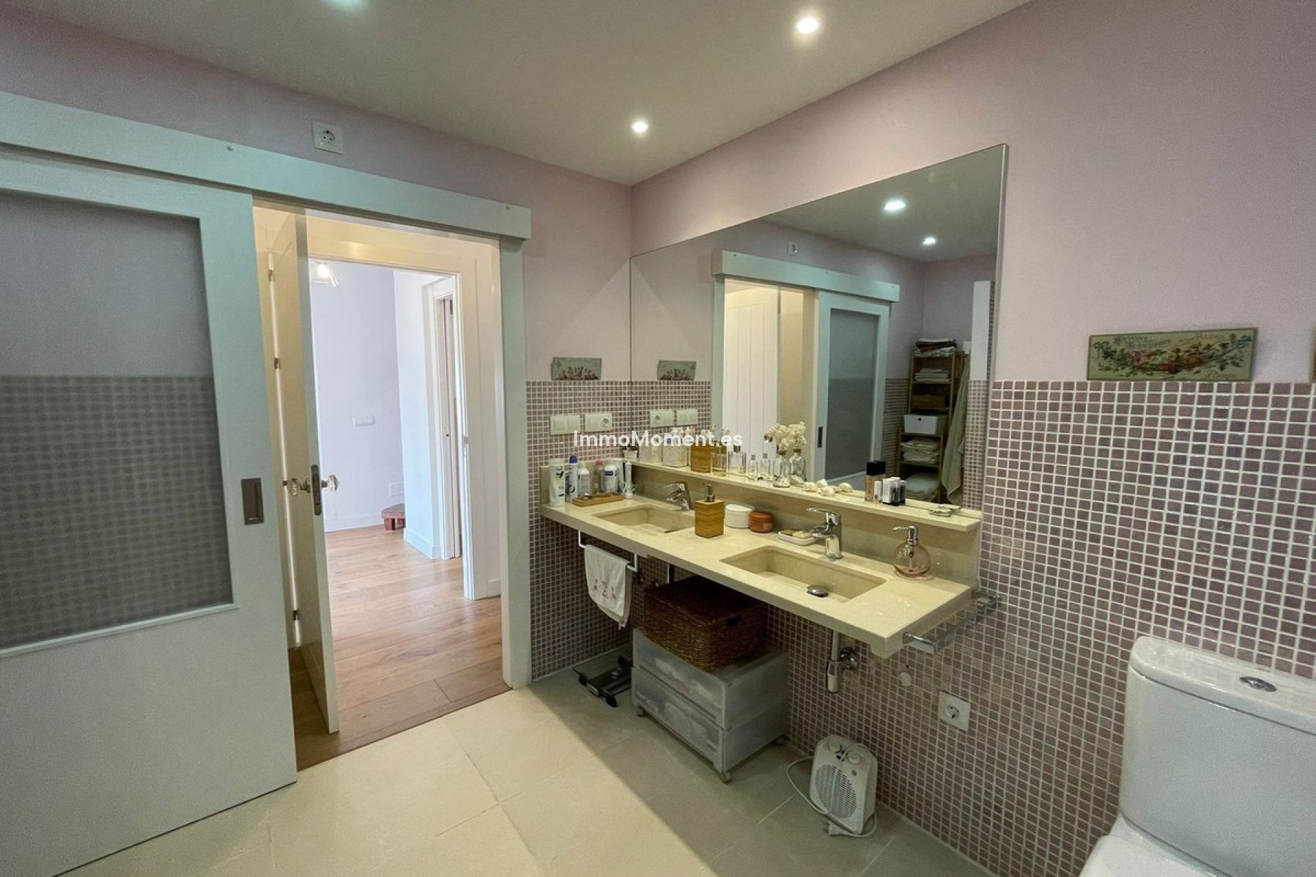 Resale - Detached villa - Estepona - Estepona Centro