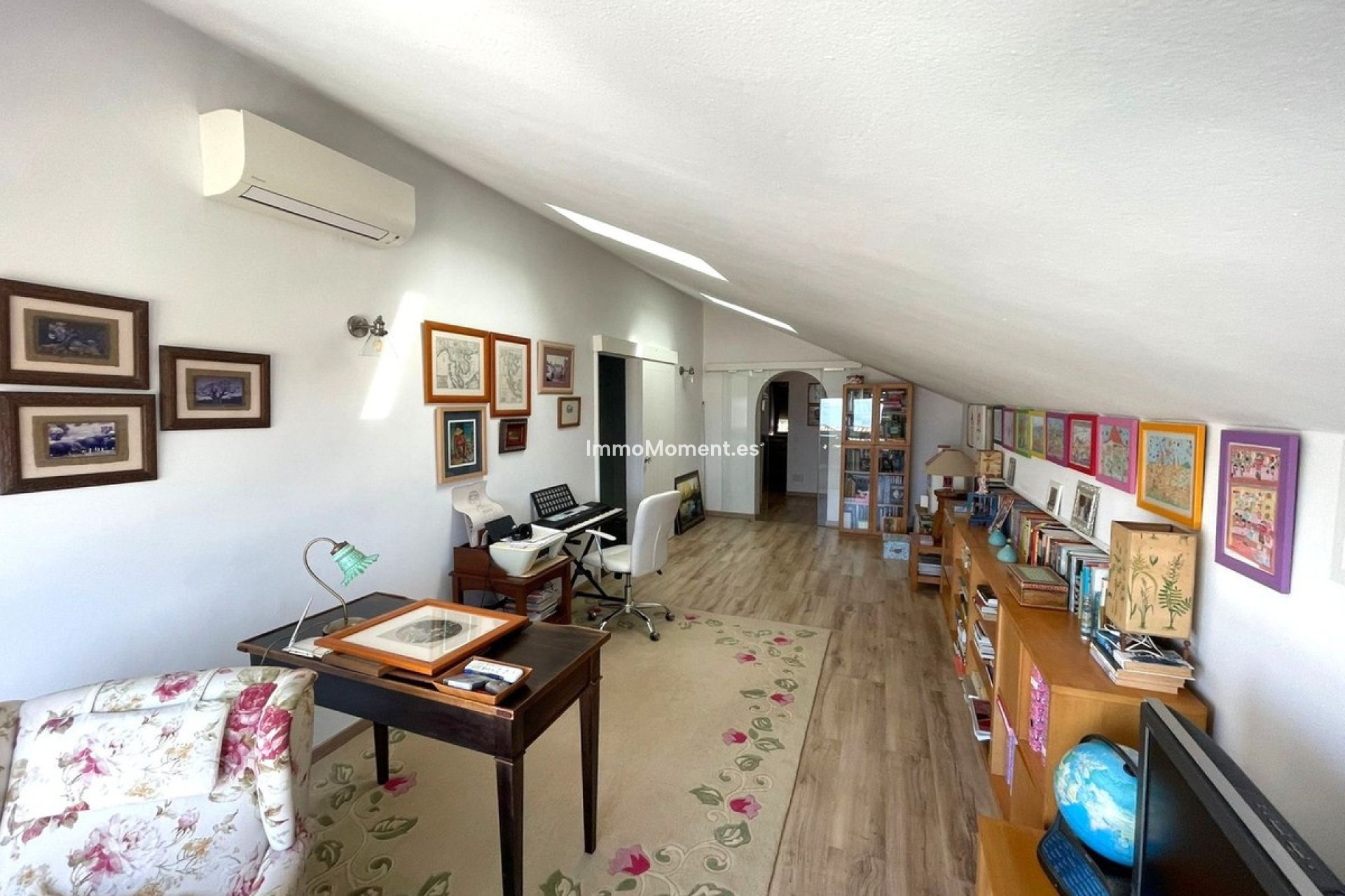 Resale - Detached villa - Estepona - Estepona Centro