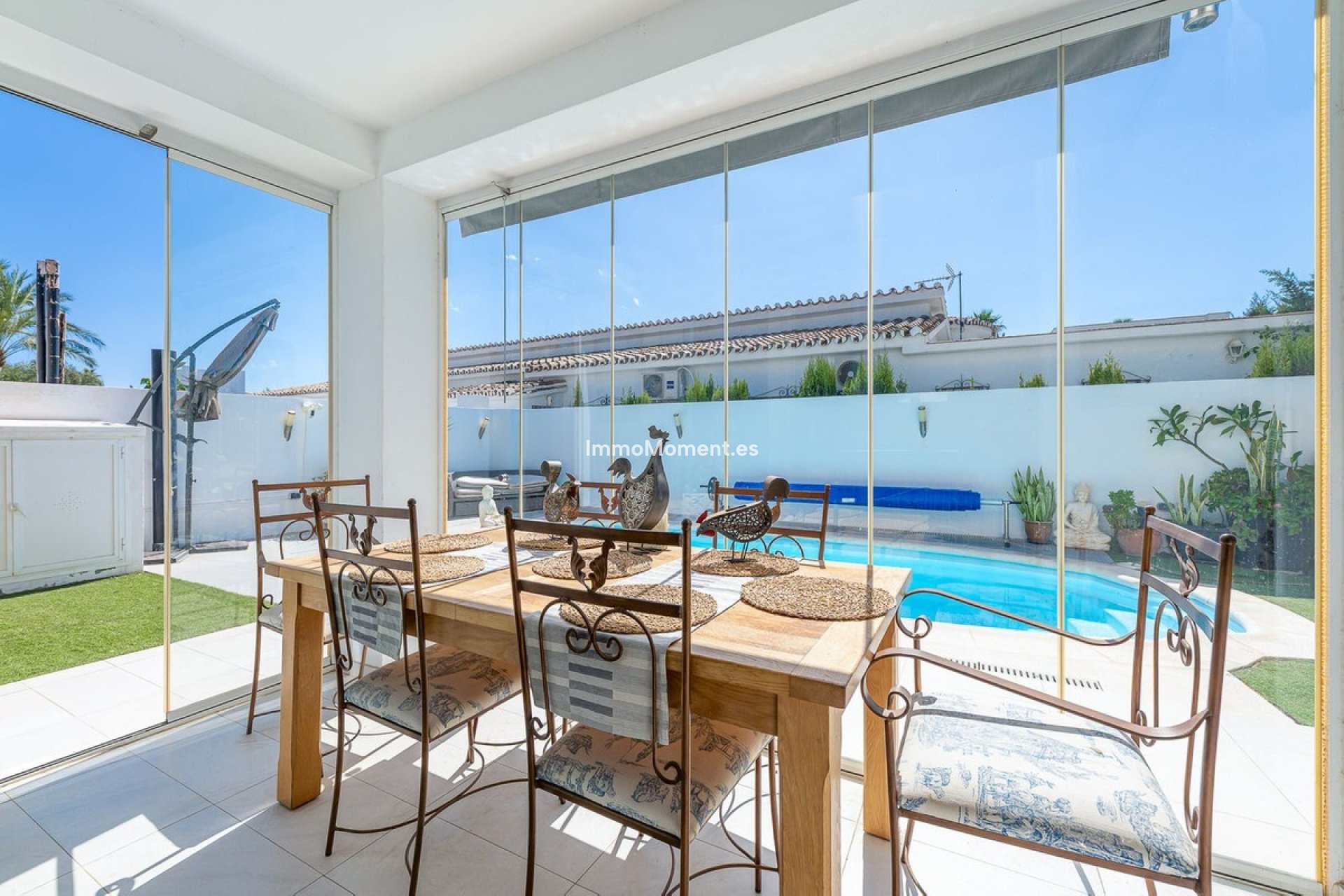 Resale - Detached villa - Estepona - Estepona Centro