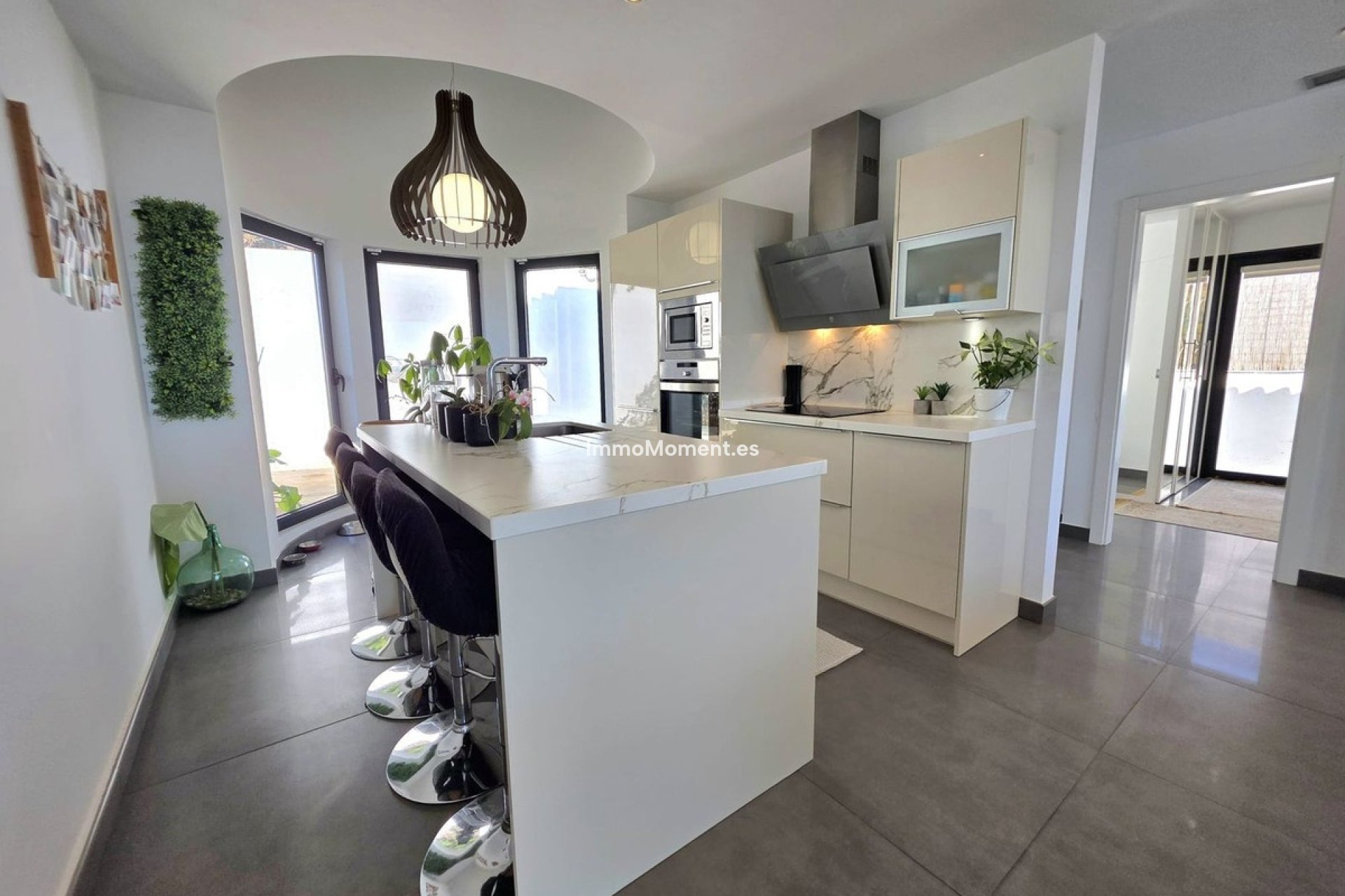 Resale - Detached villa - Estepona - Estepona Centro