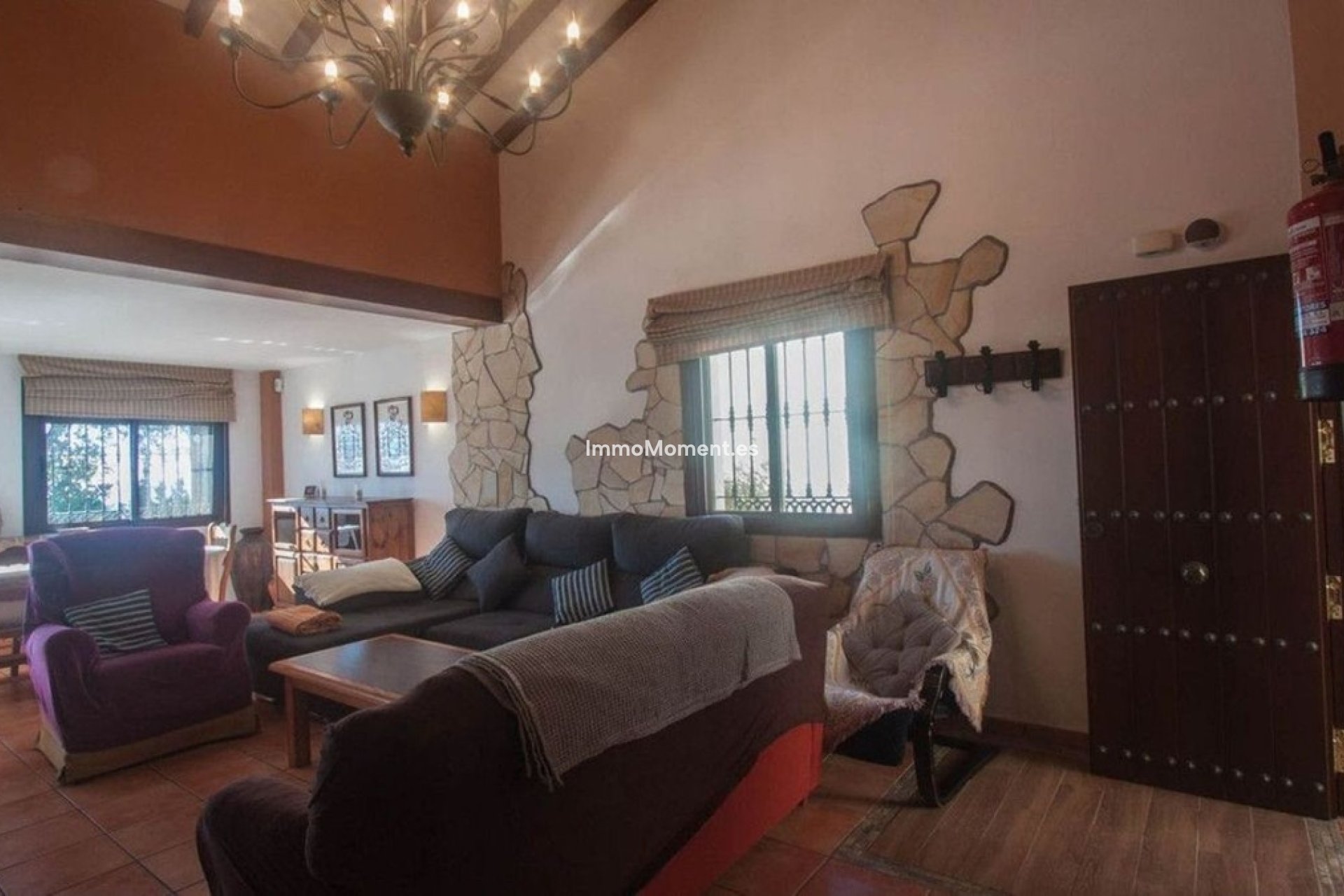 Resale - Detached villa - Estepona - Estepona Centro