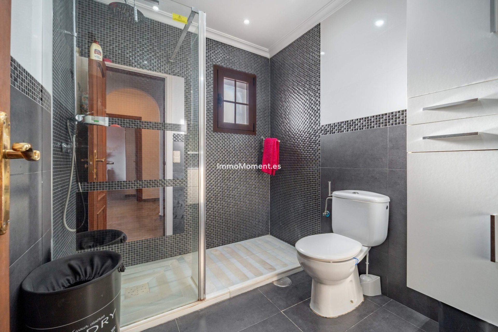 Resale - Detached villa - Estepona - Estepona Centro