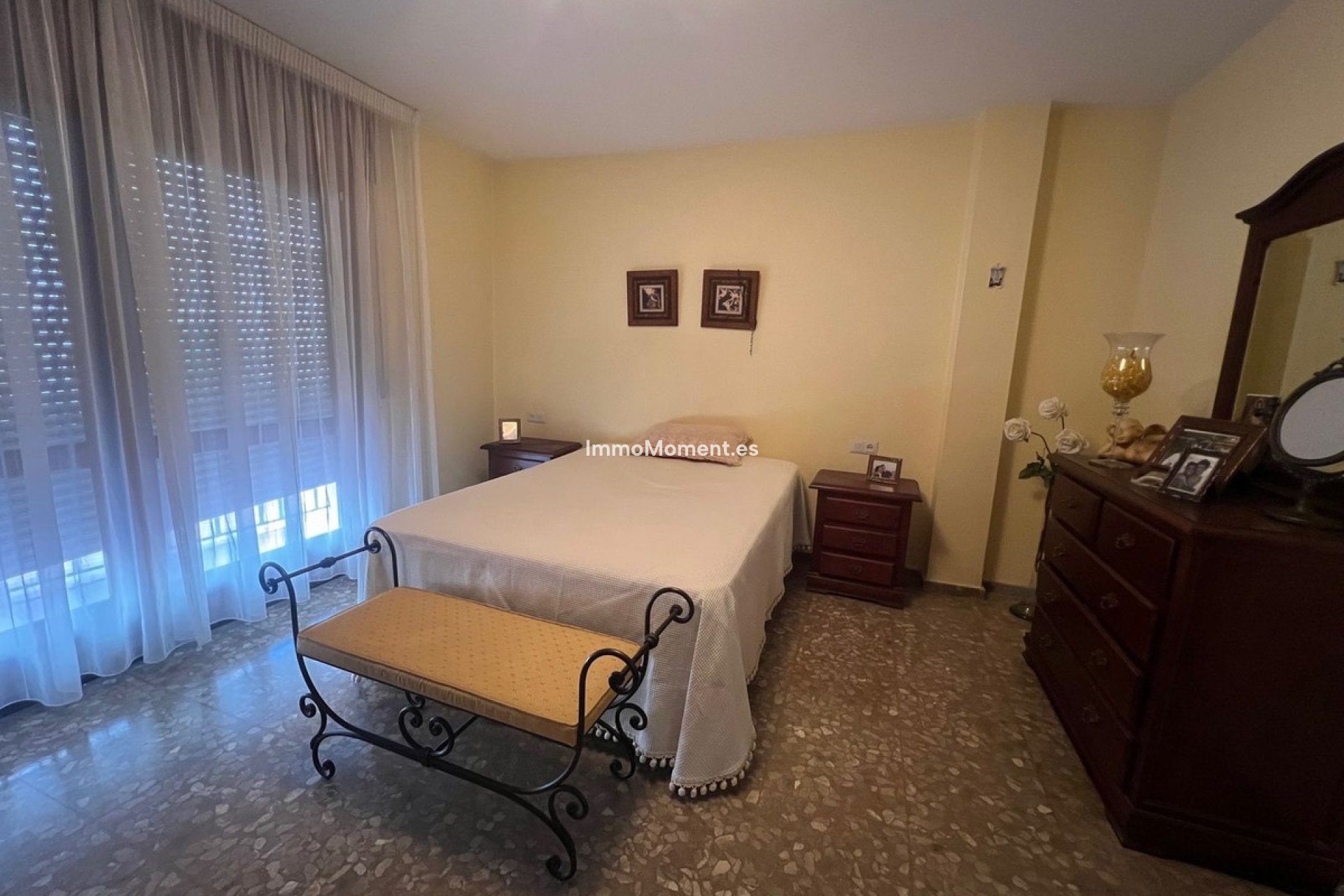 Resale - Detached villa - Estepona - Estepona Centro