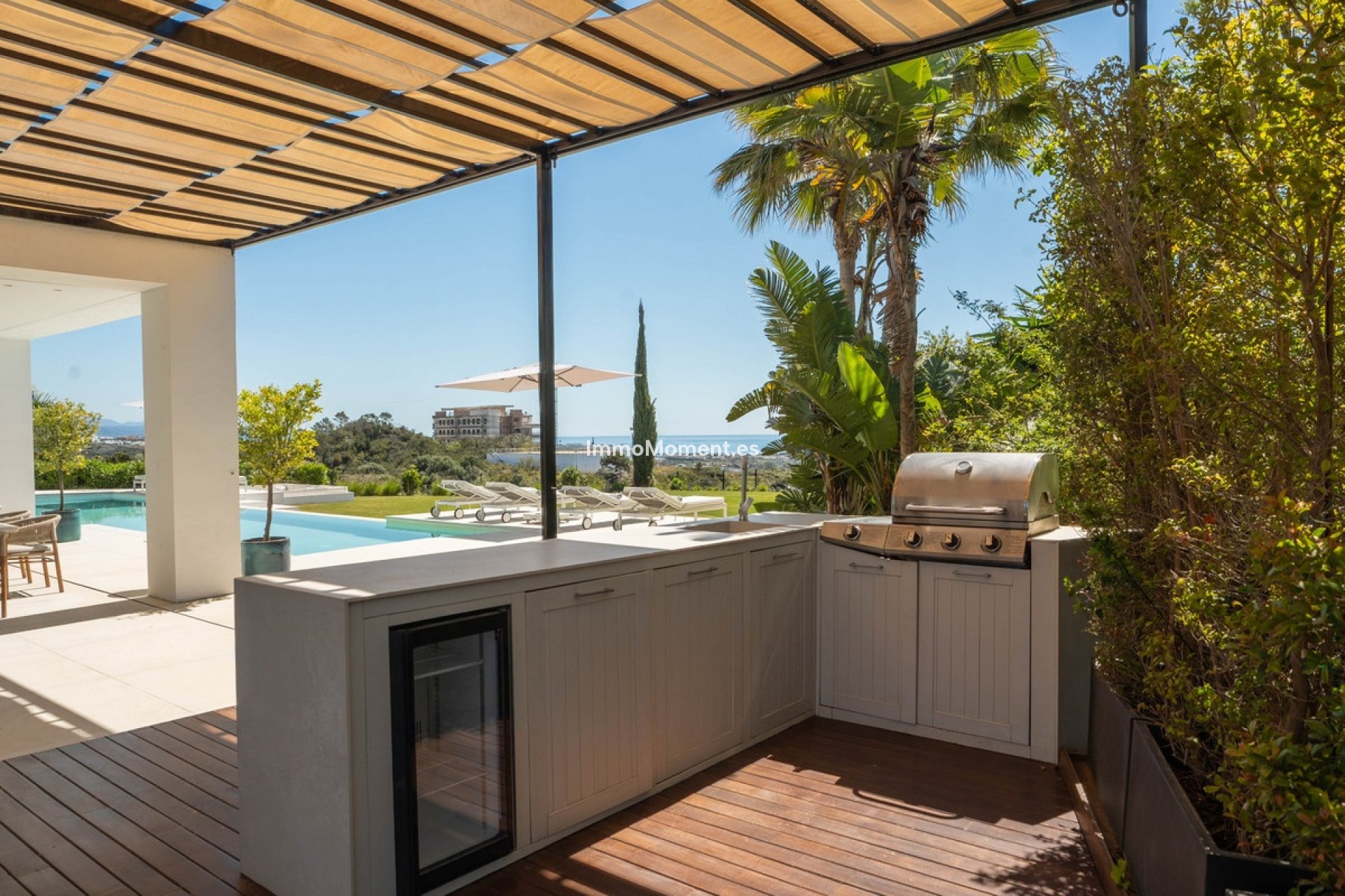 Resale - Detached villa - Estepona - Estepona Centro
